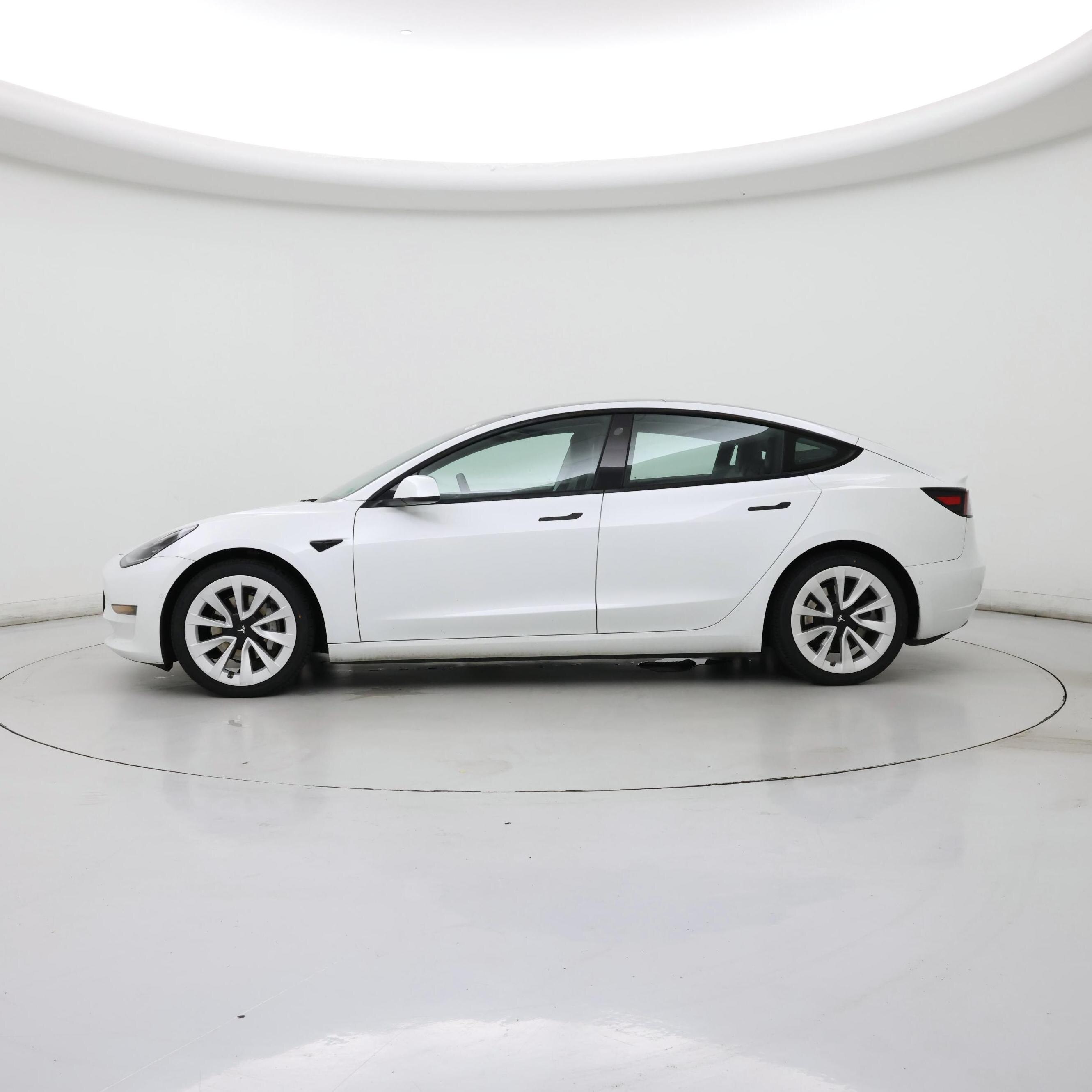 Thumbnail: 2021 Tesla Model 3 - 3