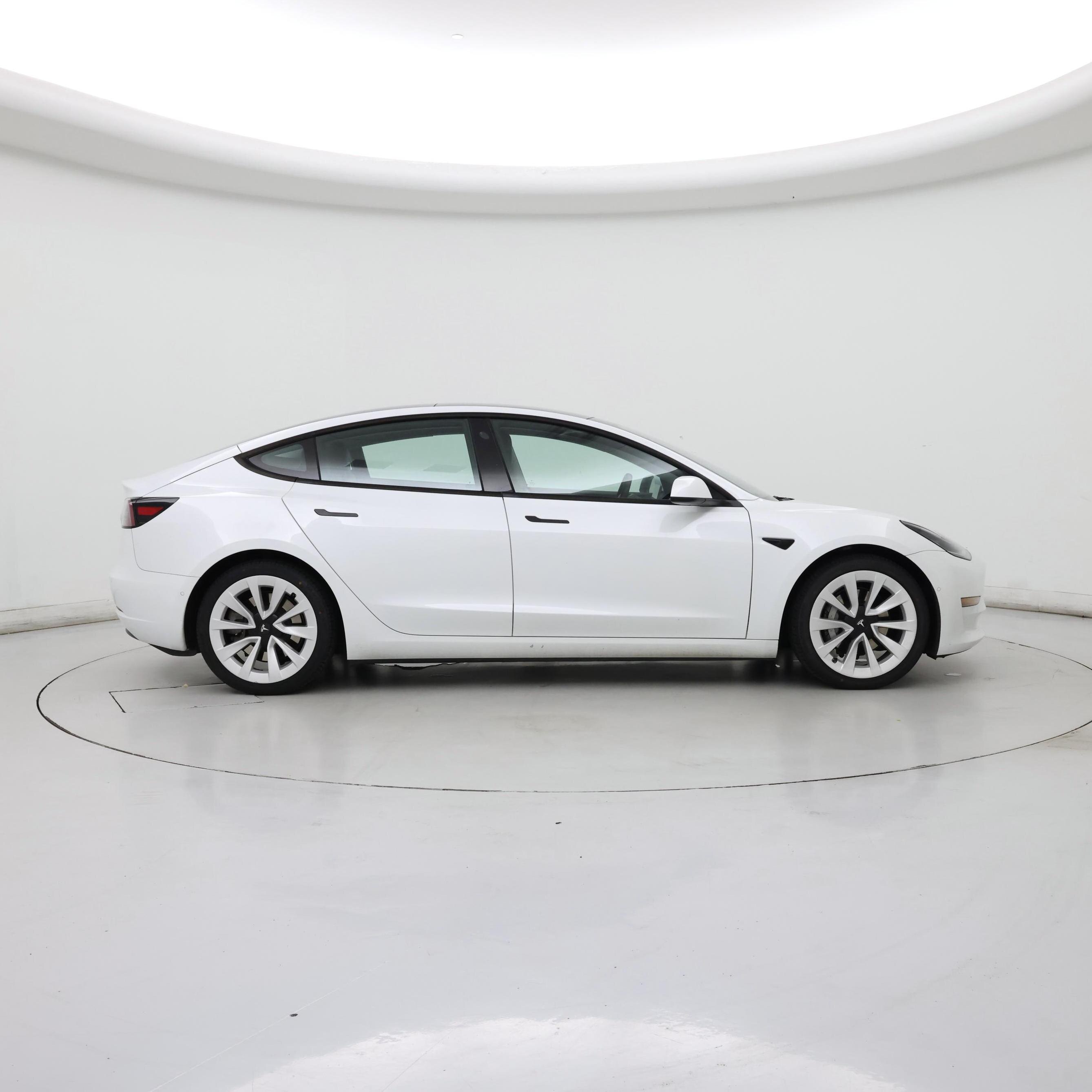 Thumbnail: 2021 Tesla Model 3 - 7