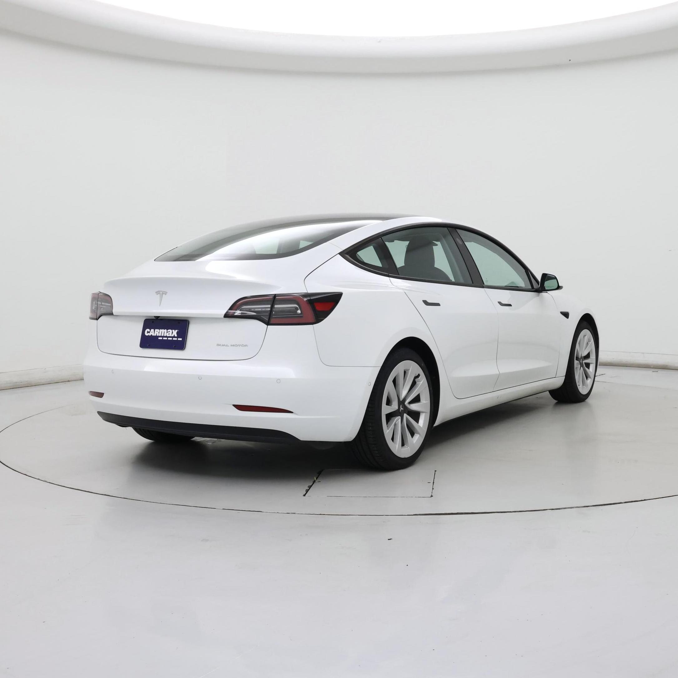 Thumbnail: 2021 Tesla Model 3 - 8