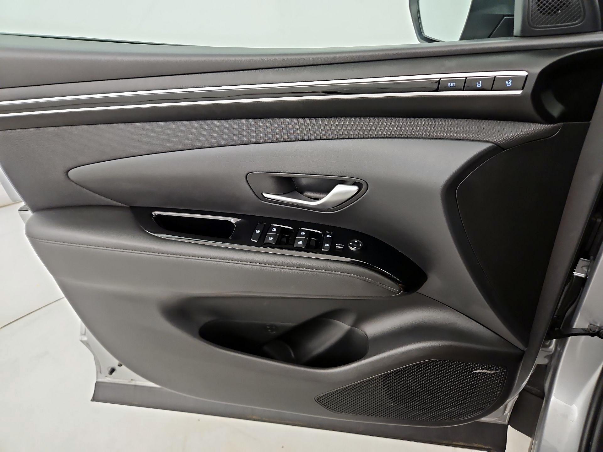 Thumbnail: 2023 Hyundai Tucson - 12