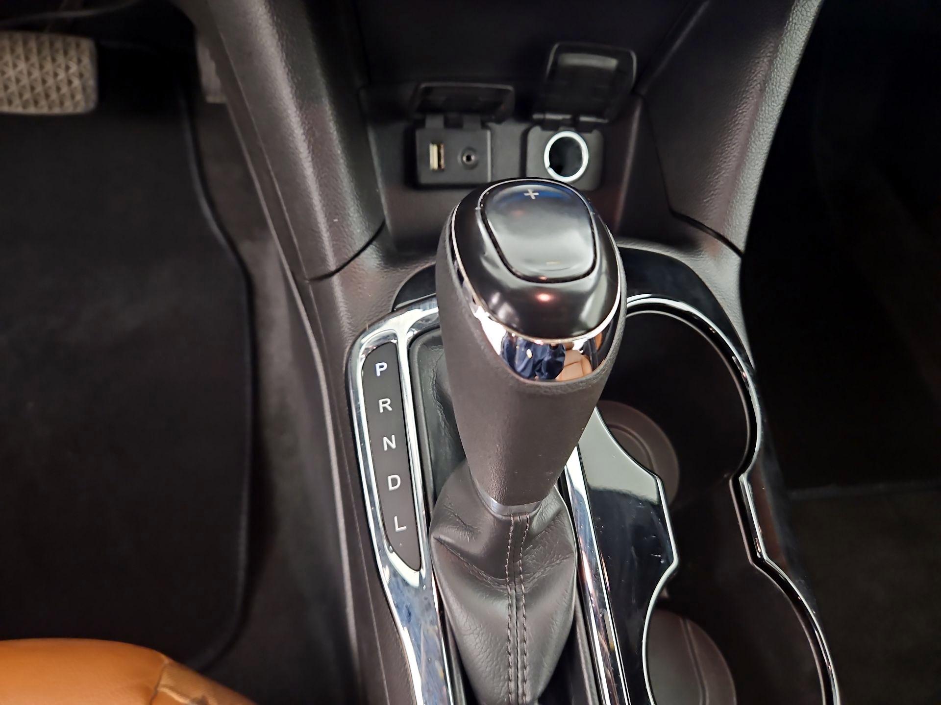 Thumbnail: 2016 Chevrolet Cruze - 17