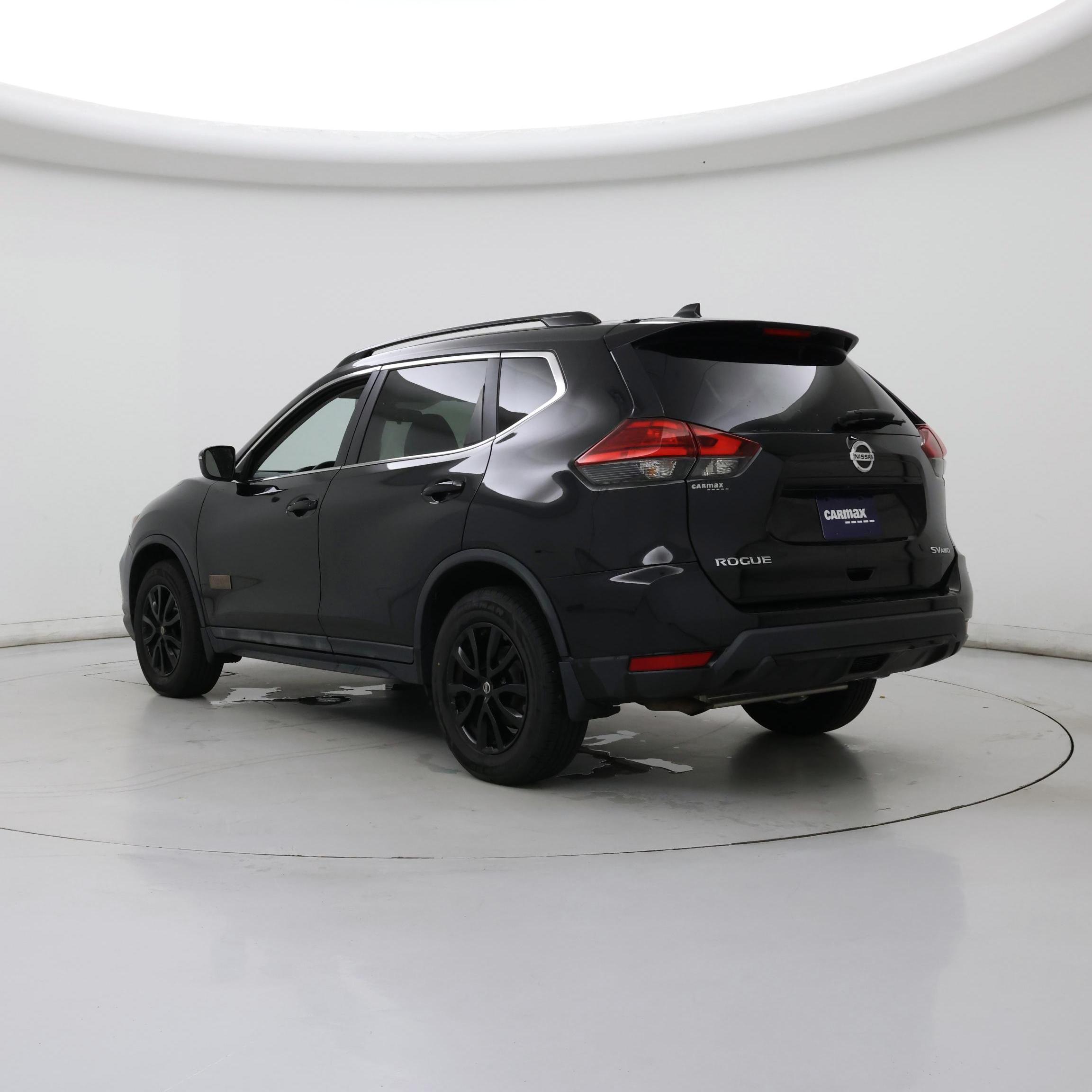 Thumbnail: 2017 Nissan Rogue - 2