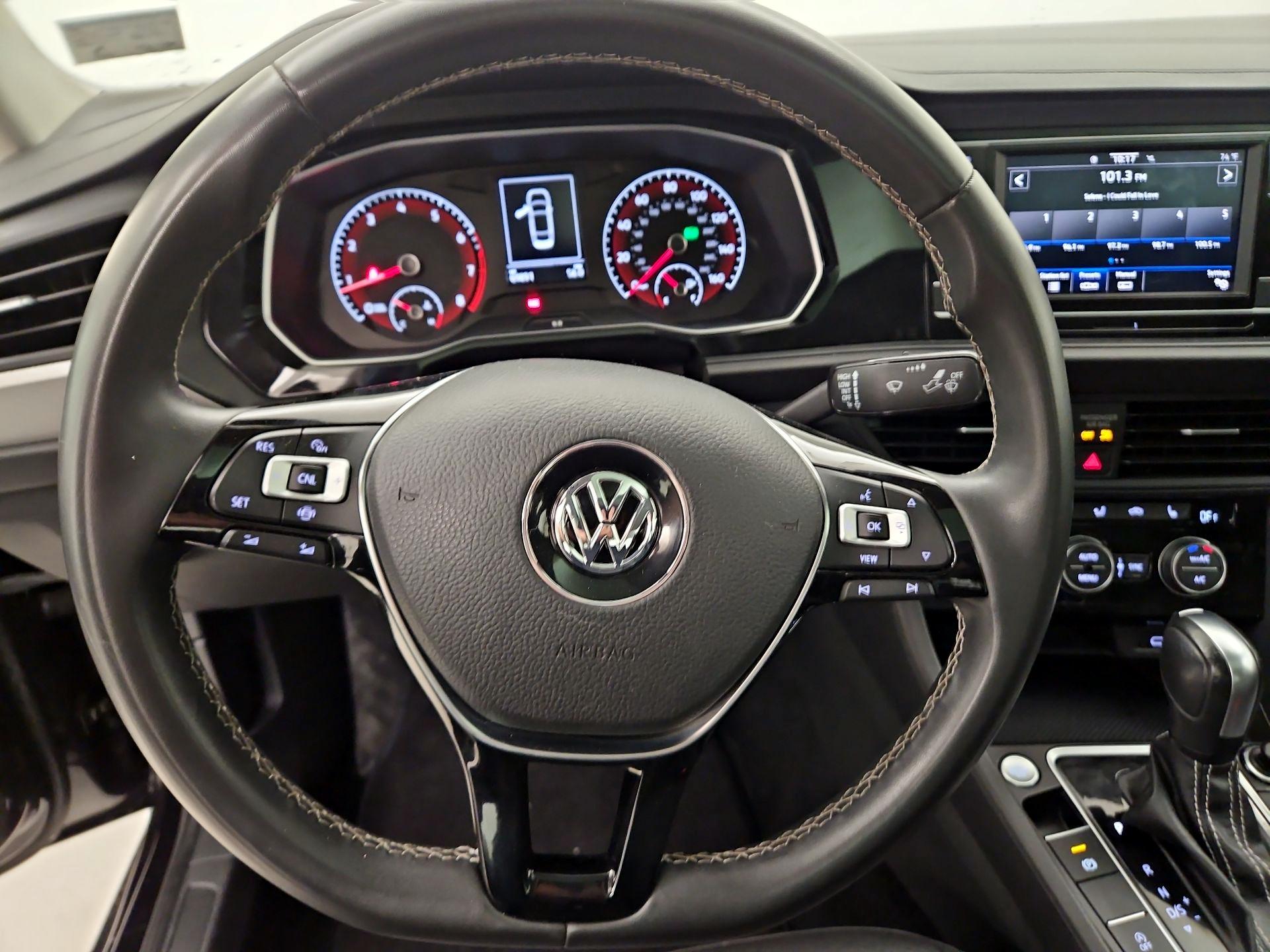 Thumbnail: 2021 Volkswagen Jetta - 10