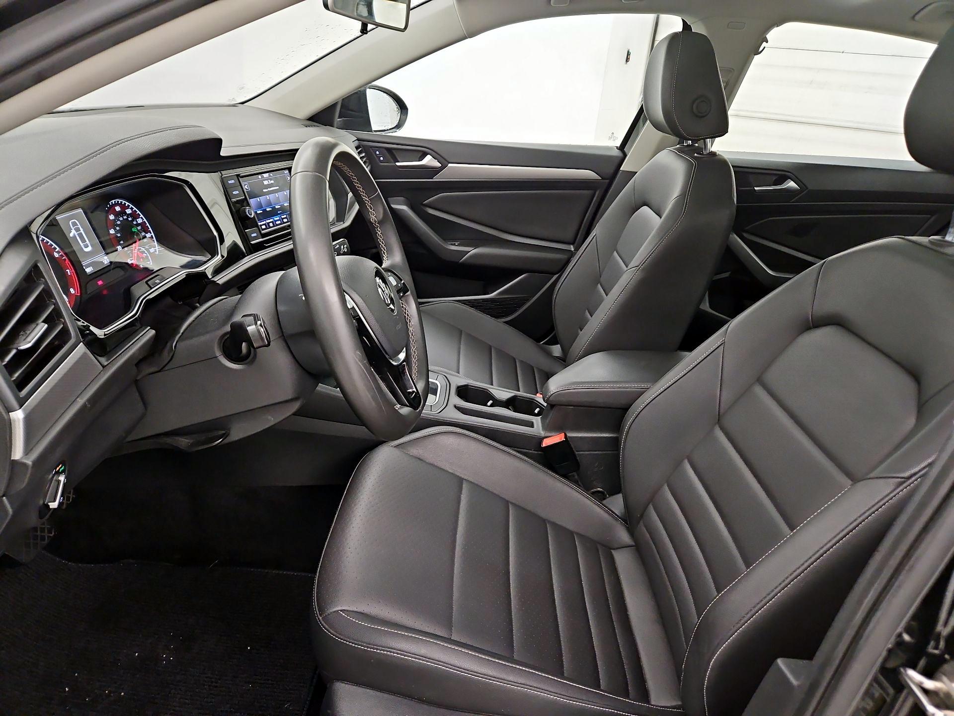 Thumbnail: 2021 Volkswagen Jetta - 11