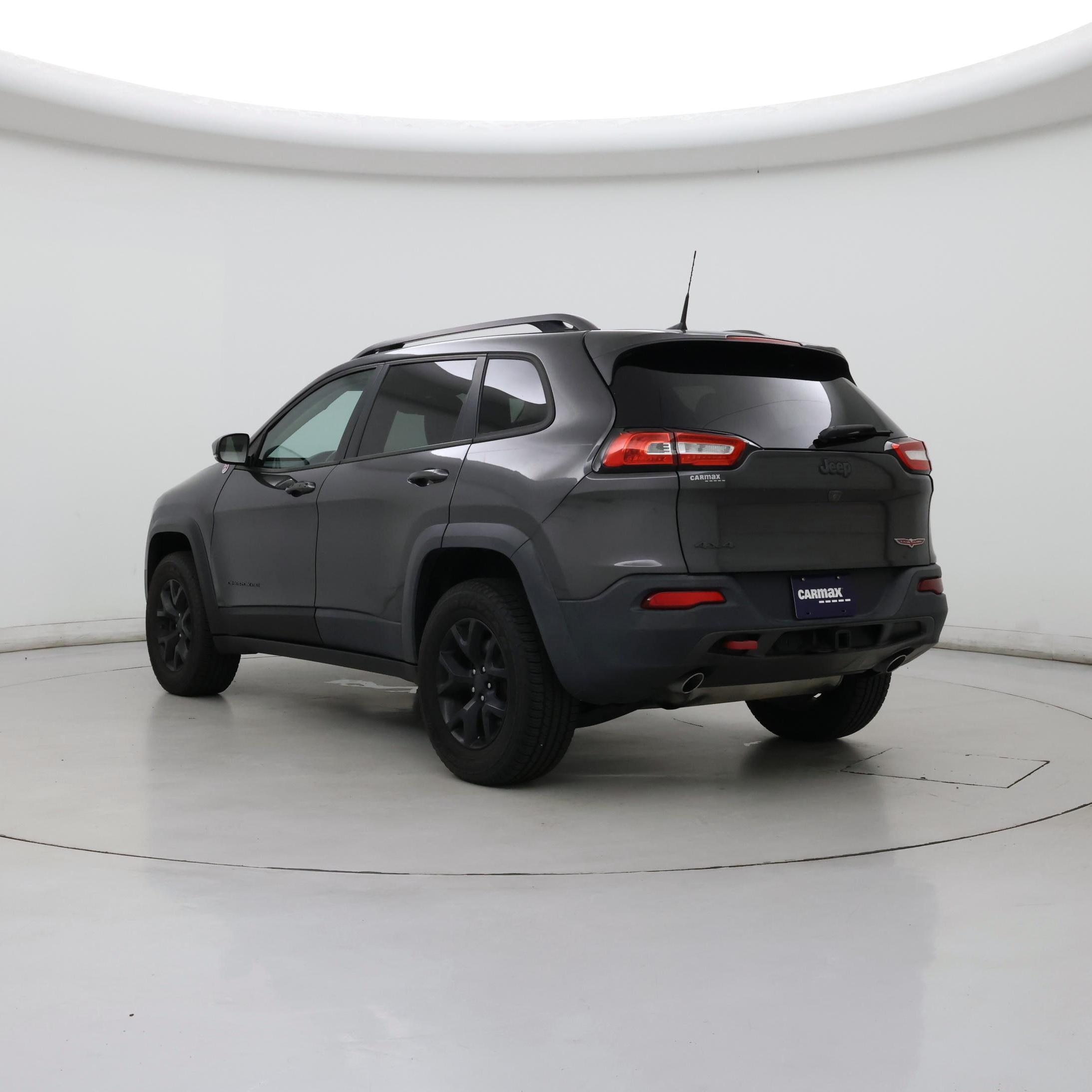 Thumbnail: 2017 Jeep Cherokee - 2