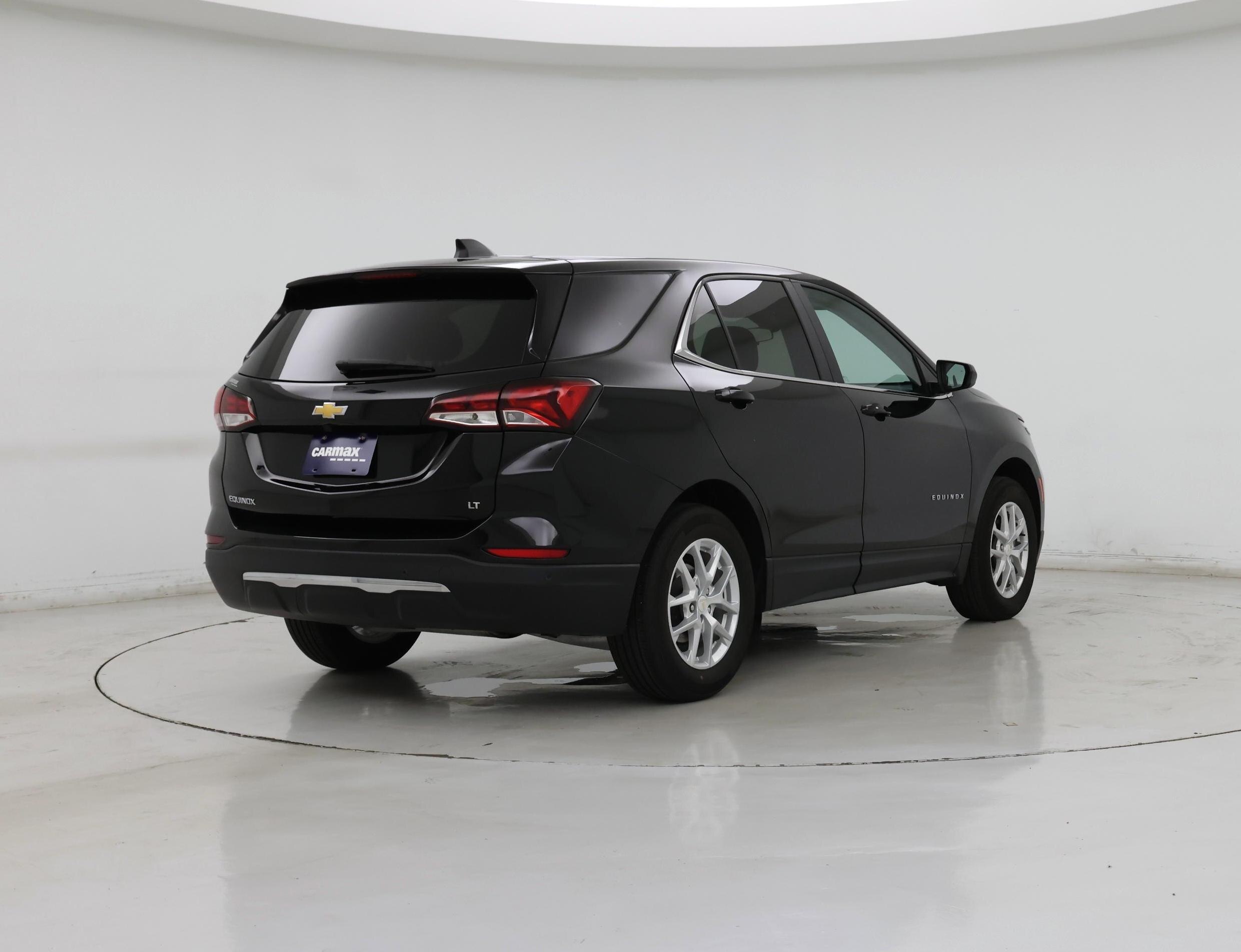 Thumbnail: 2023 Chevrolet Equinox - 8