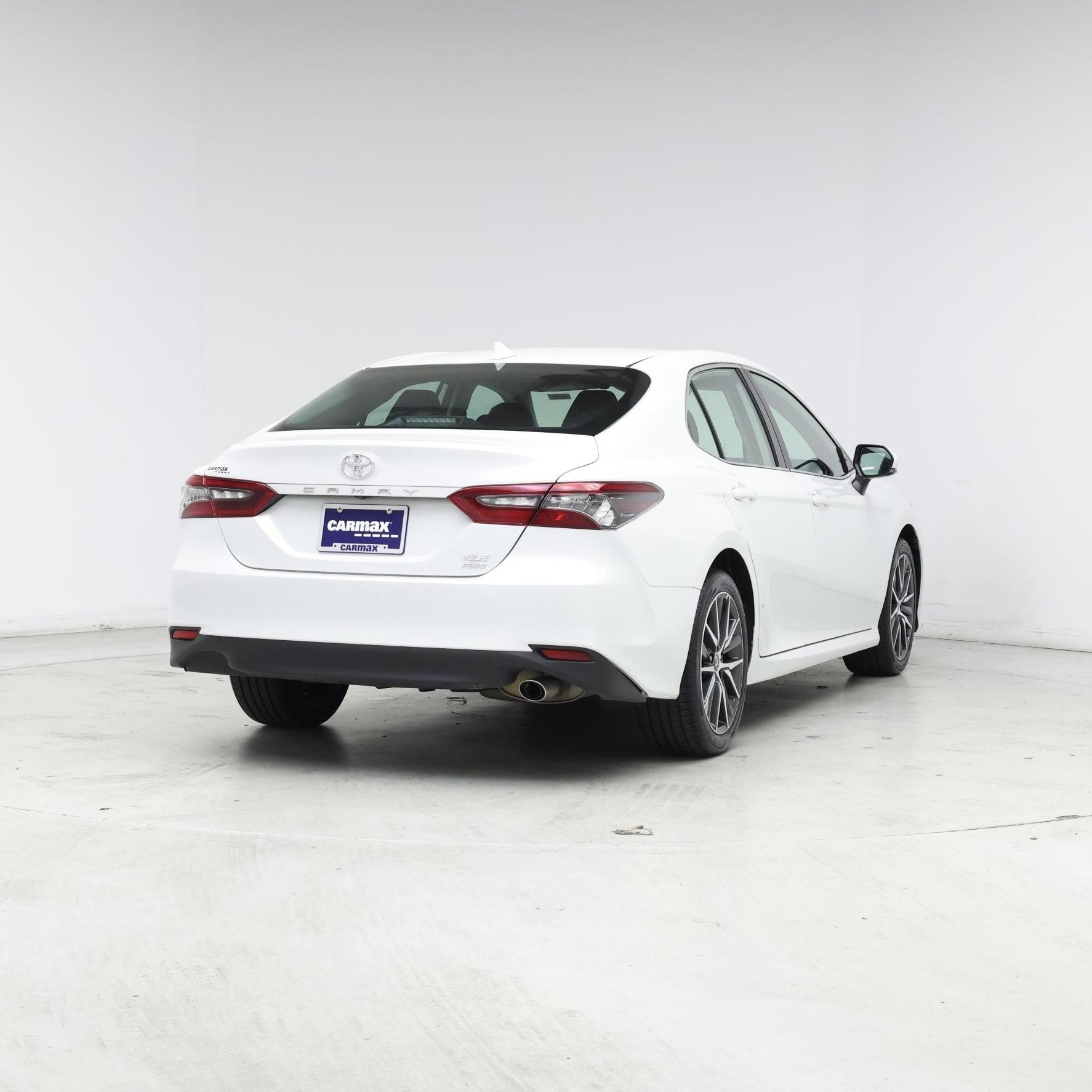 Thumbnail: 2023 Toyota Camry - 8