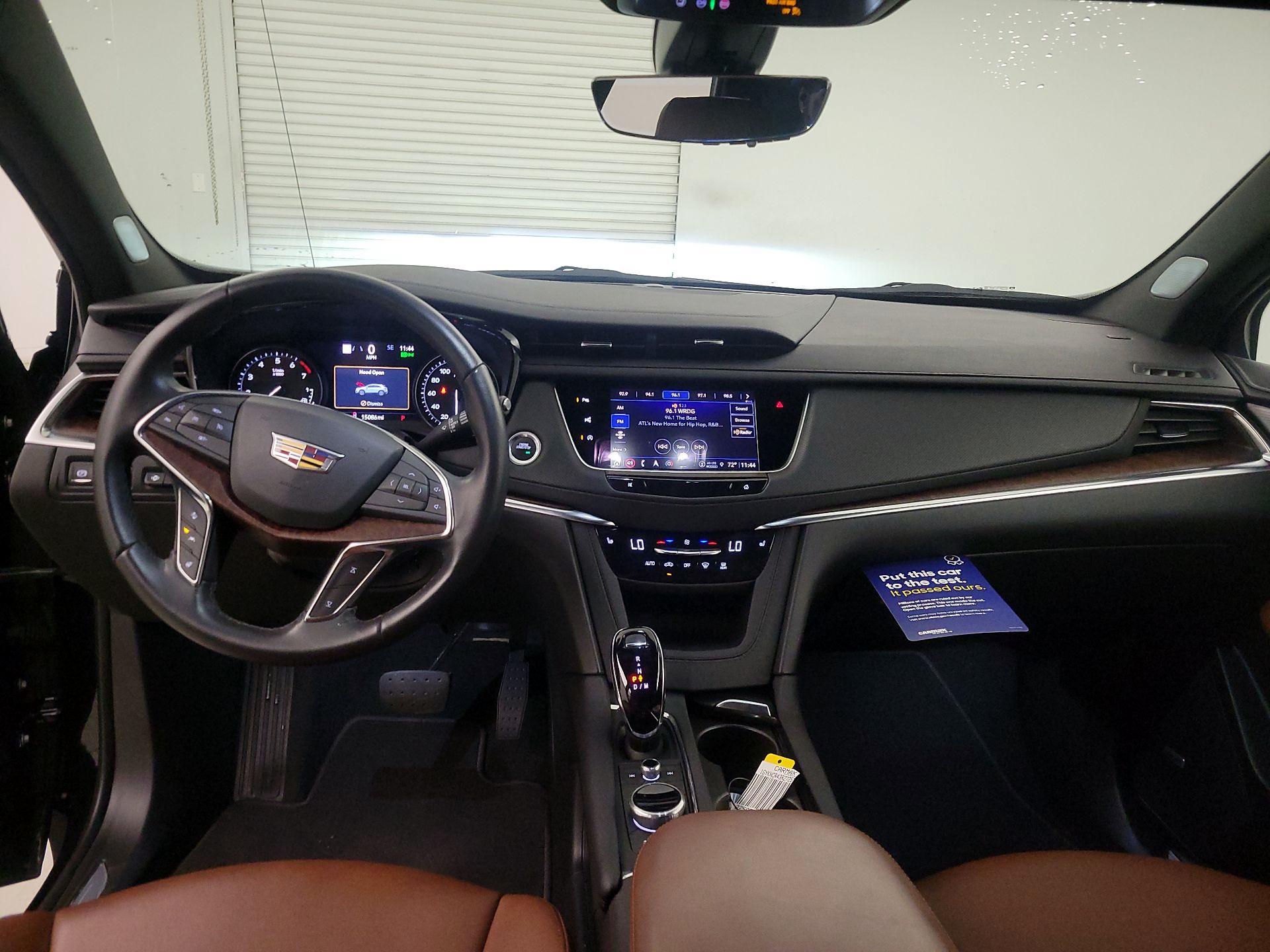 Thumbnail: 2024 Cadillac XT5 - 9