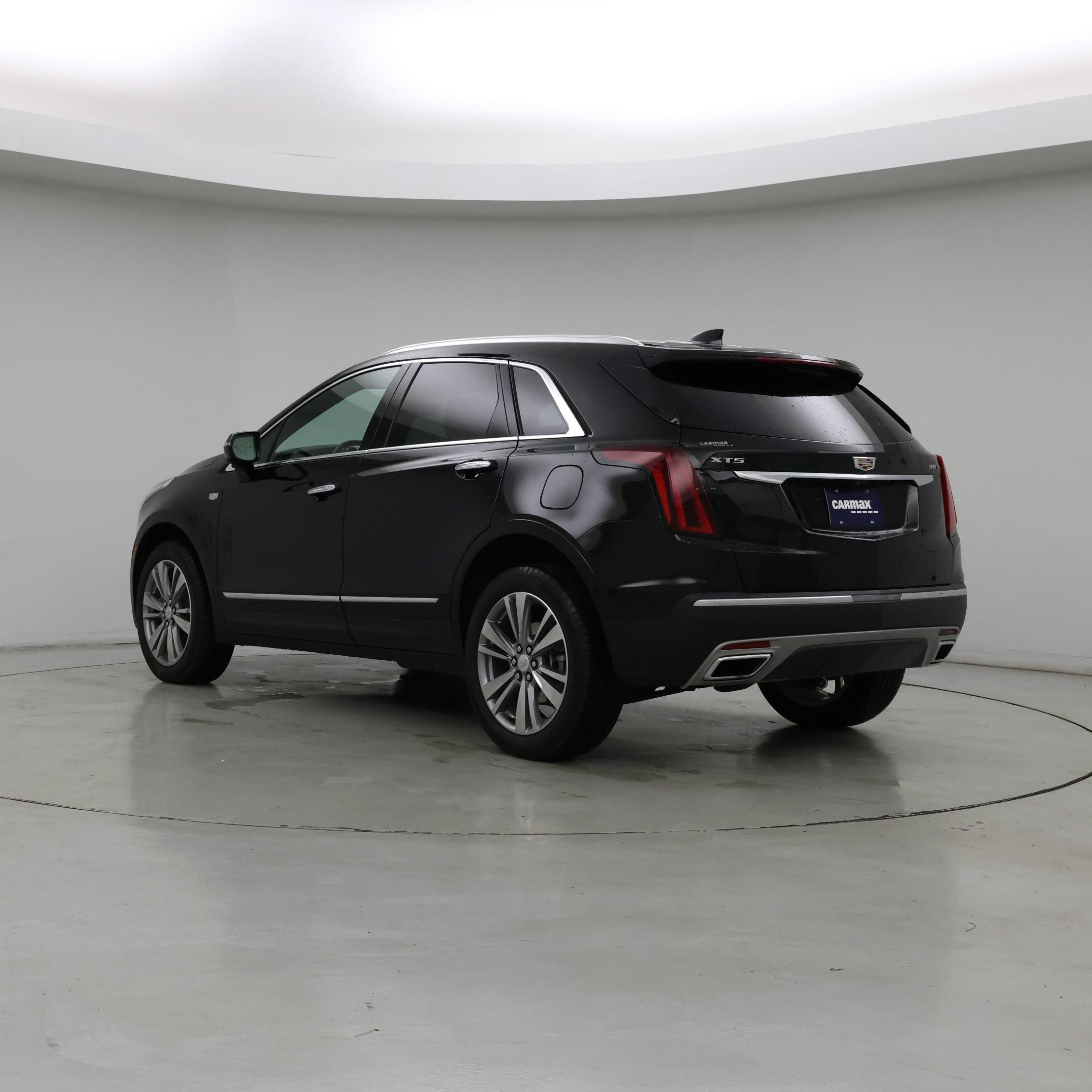 Thumbnail: 2024 Cadillac XT5 - 2