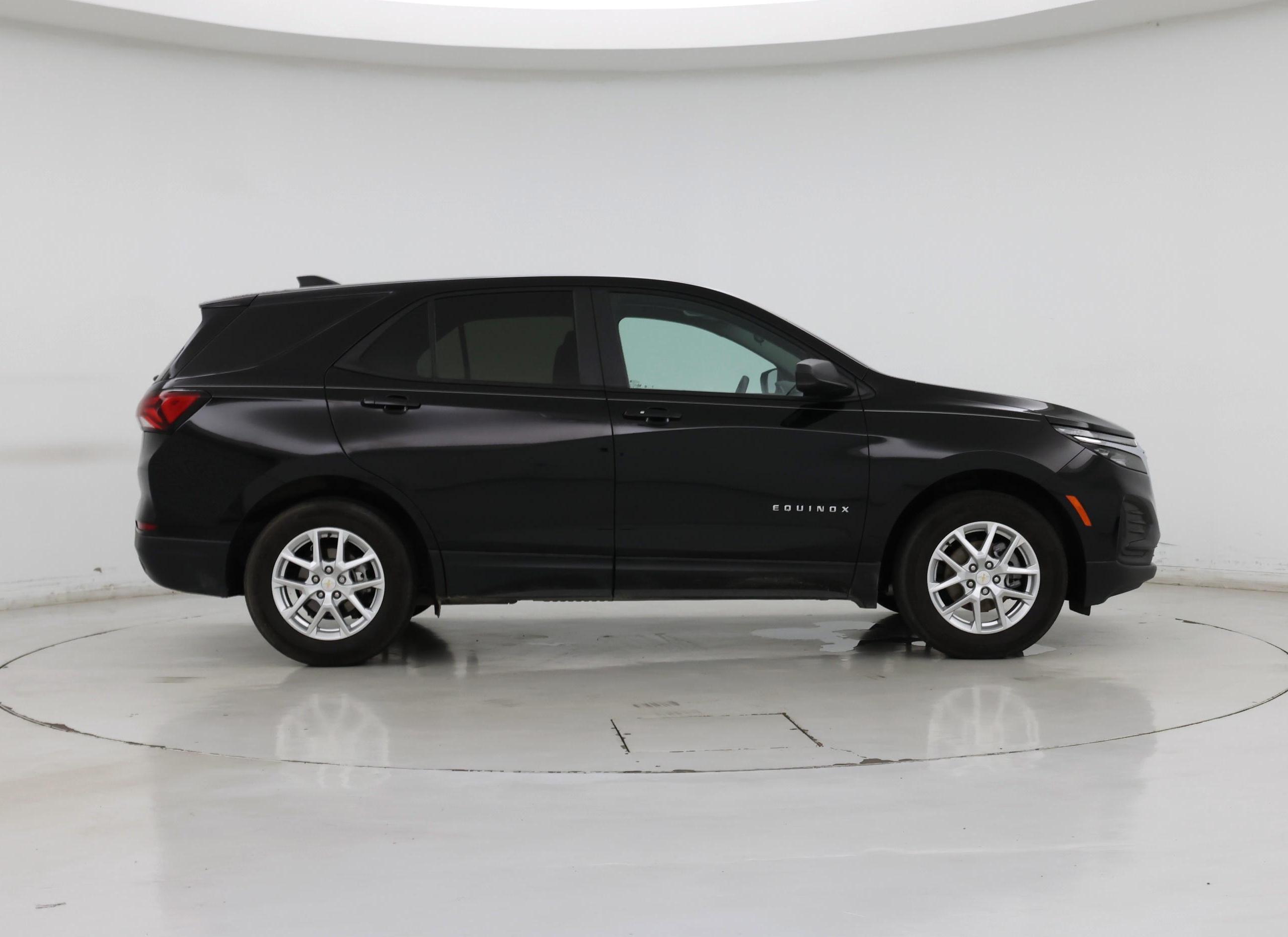 Thumbnail: 2023 Chevrolet Equinox - 7
