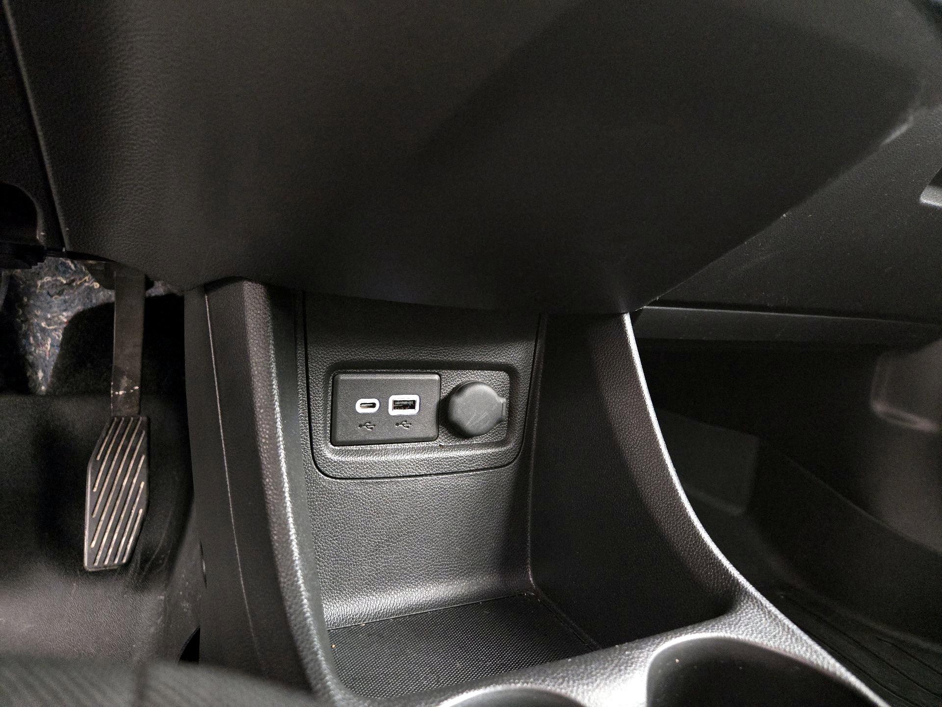 Thumbnail: 2022 Chevrolet Spark - 18
