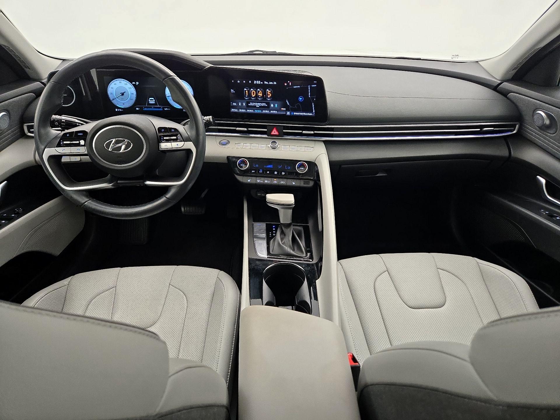 Thumbnail: 2022 Hyundai Elantra - 9