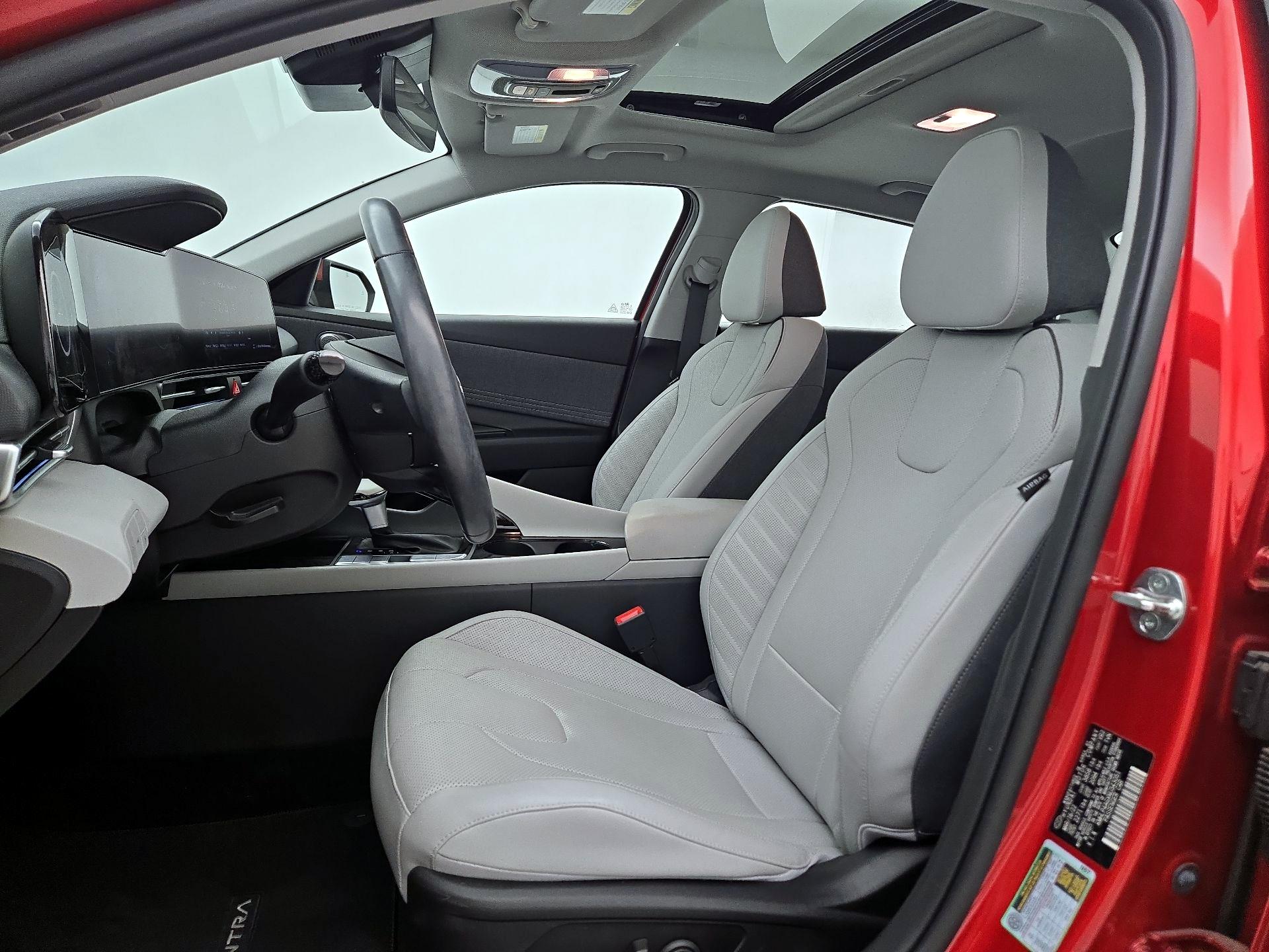 Thumbnail: 2022 Hyundai Elantra - 11