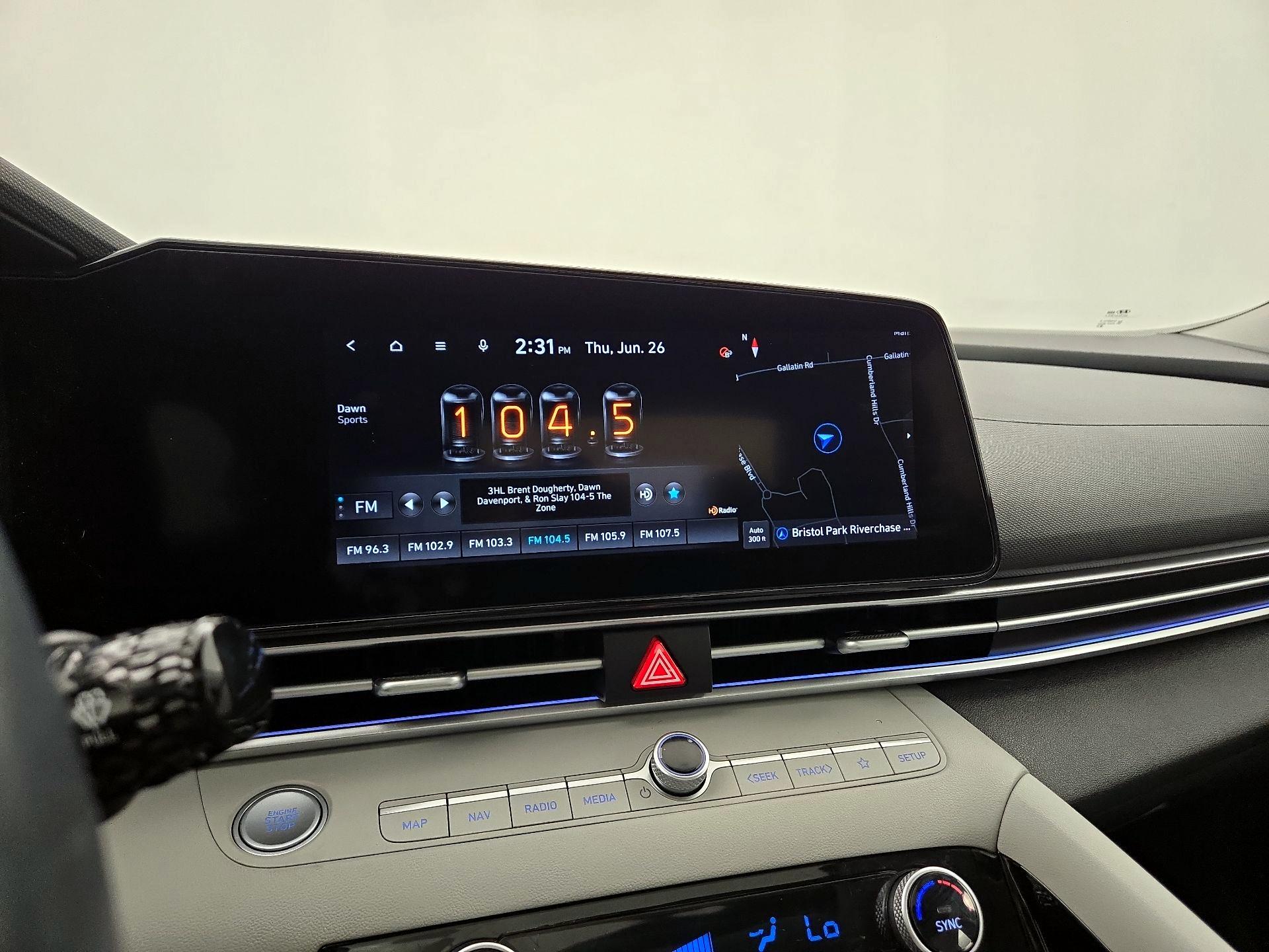 Thumbnail: 2022 Hyundai Elantra - 15