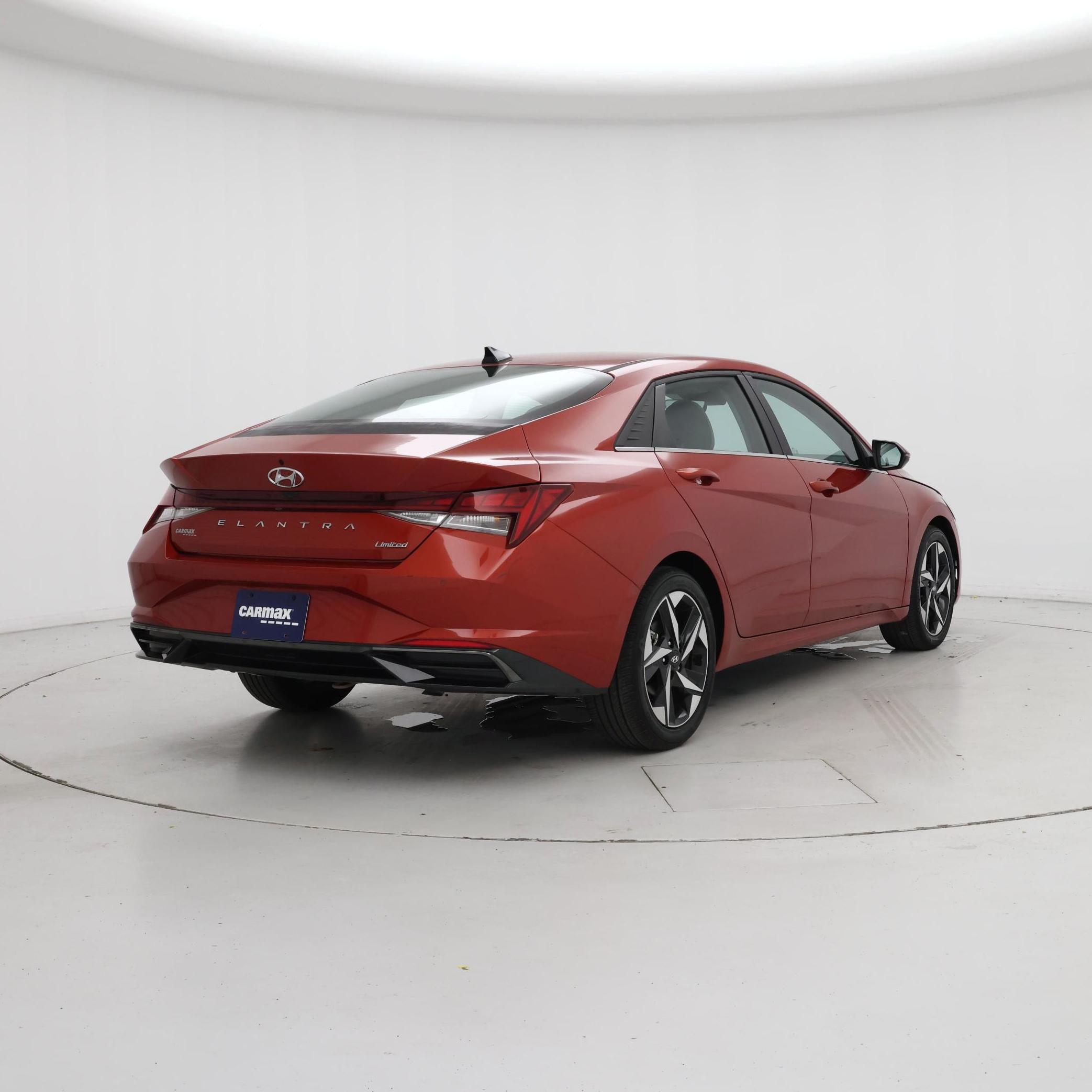 Thumbnail: 2022 Hyundai Elantra - 8