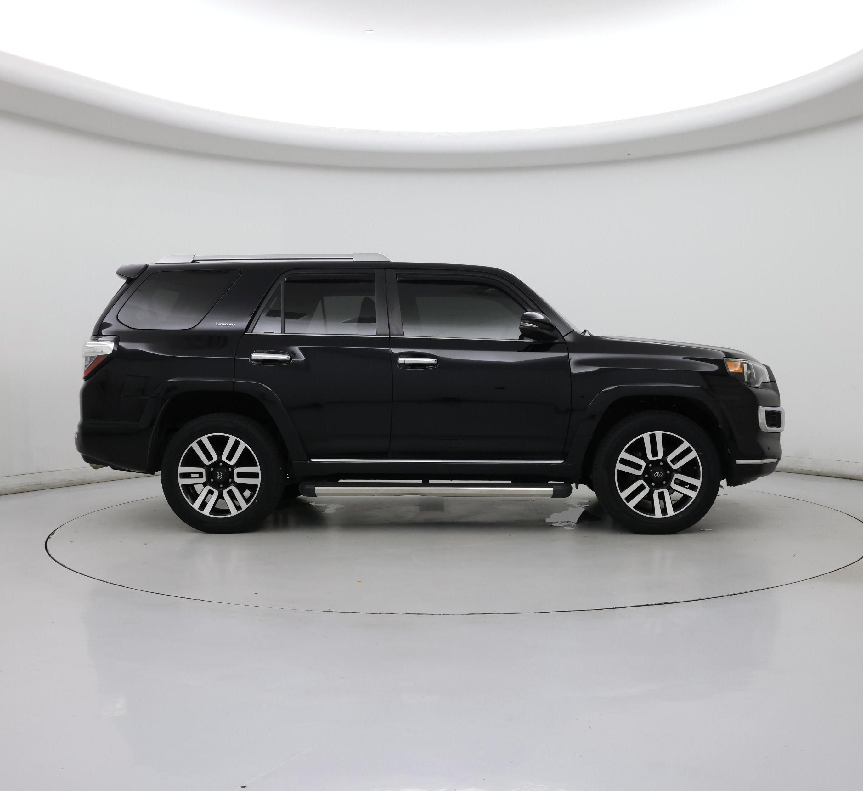 Thumbnail: 2018 Toyota 4Runner - 7