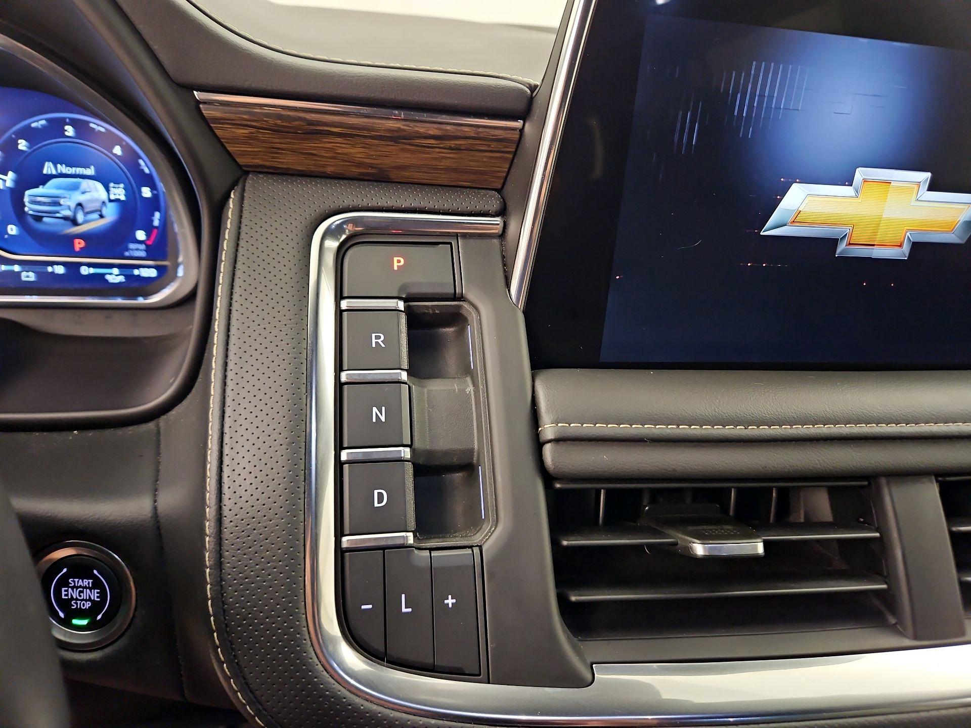 Thumbnail: 2023 Chevrolet Tahoe - 18