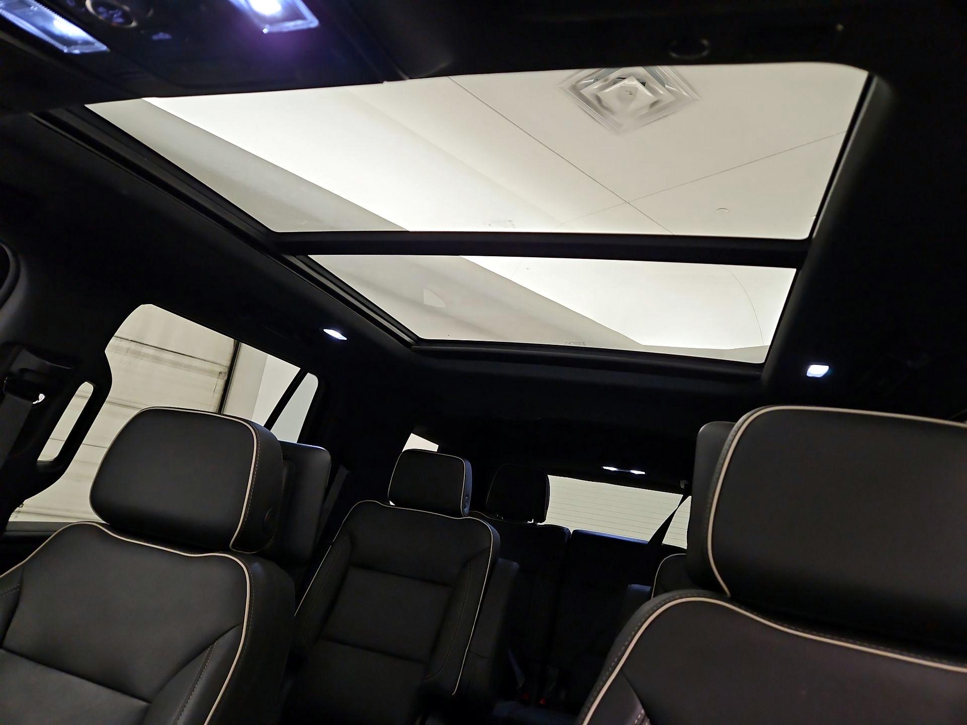 Thumbnail: 2023 Chevrolet Tahoe - 20