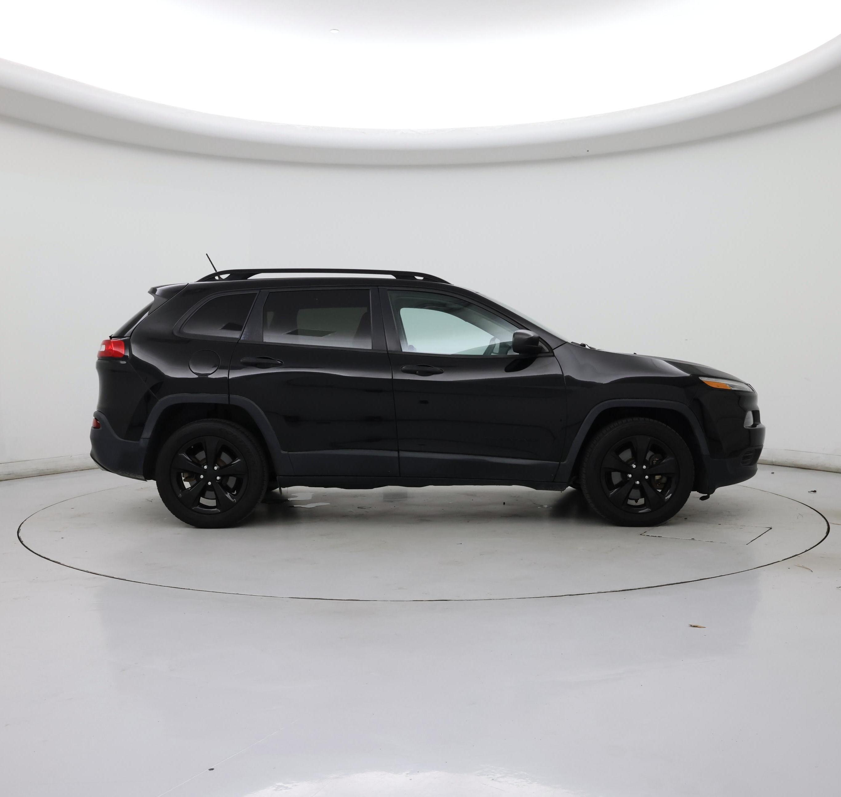 Thumbnail: 2017 Jeep Cherokee - 7