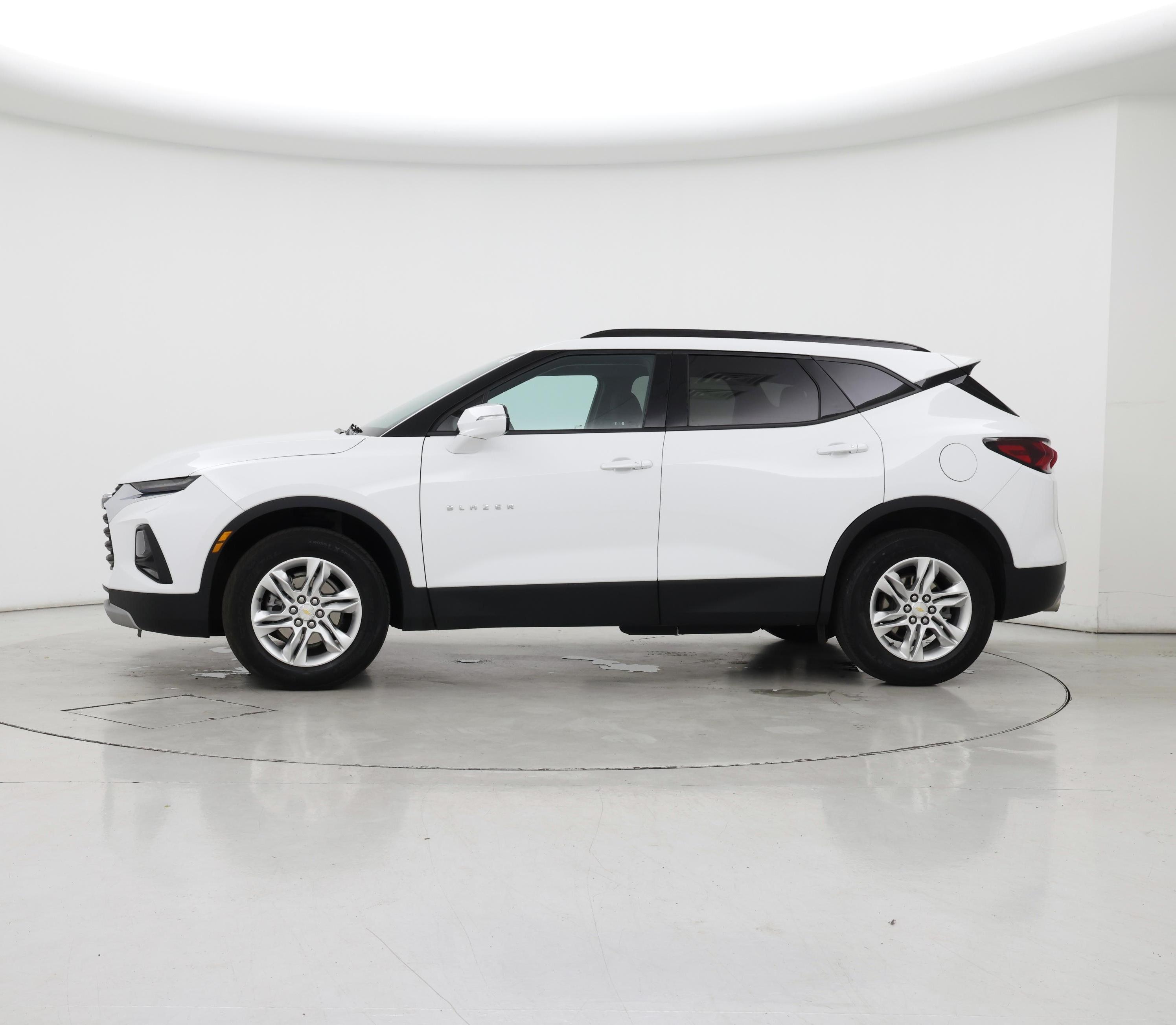 Thumbnail: 2022 Chevrolet Blazer - 3