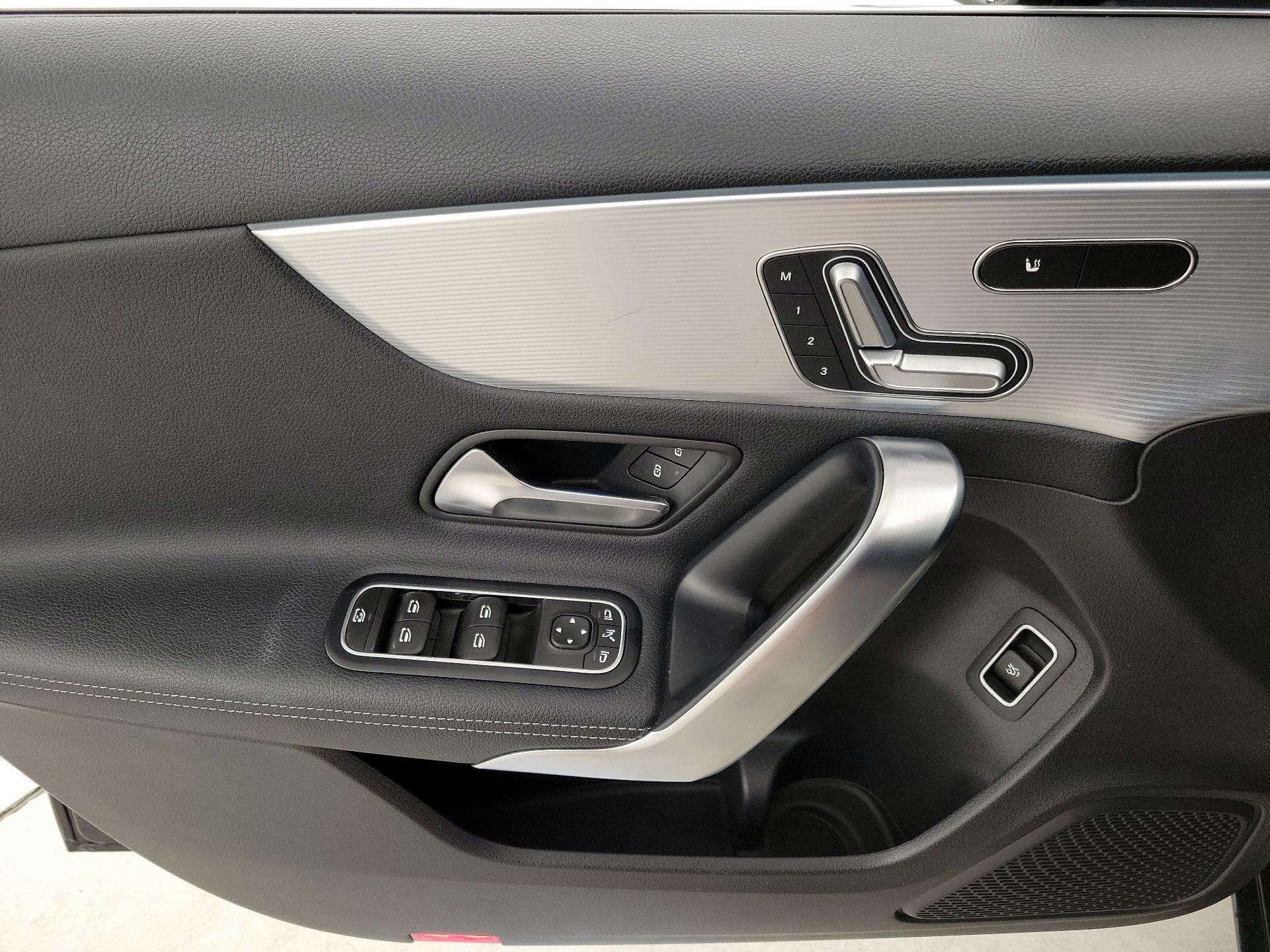 Thumbnail: 2022 Mercedes-Benz A-Class - 12