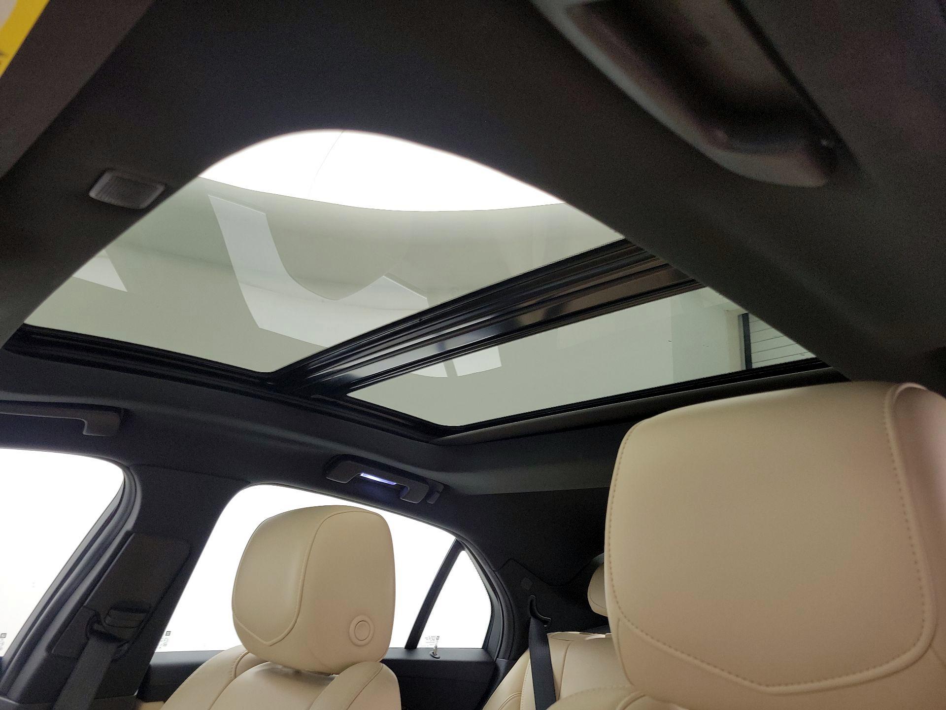 Thumbnail: 2019 Cadillac CTS - 18