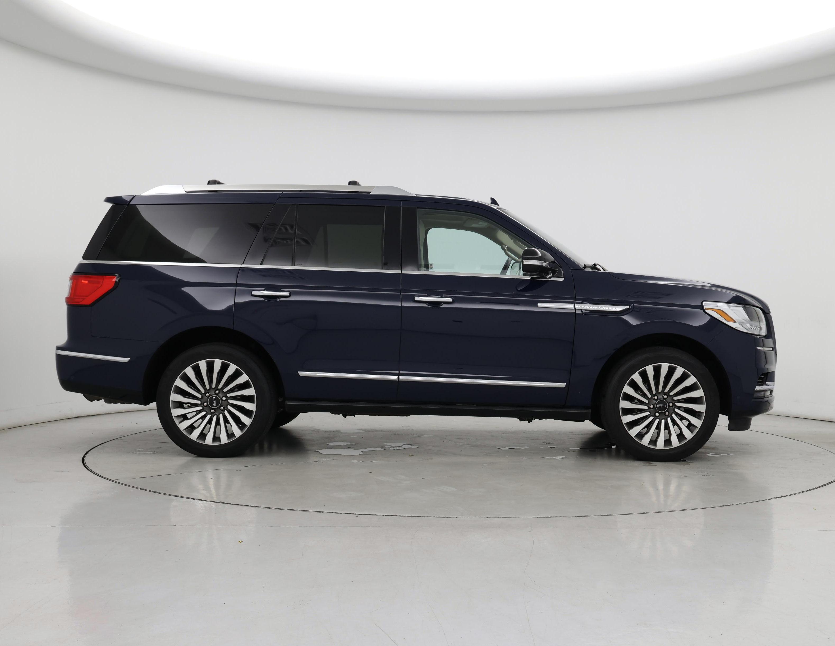 Thumbnail: 2019 Lincoln Navigator - 7