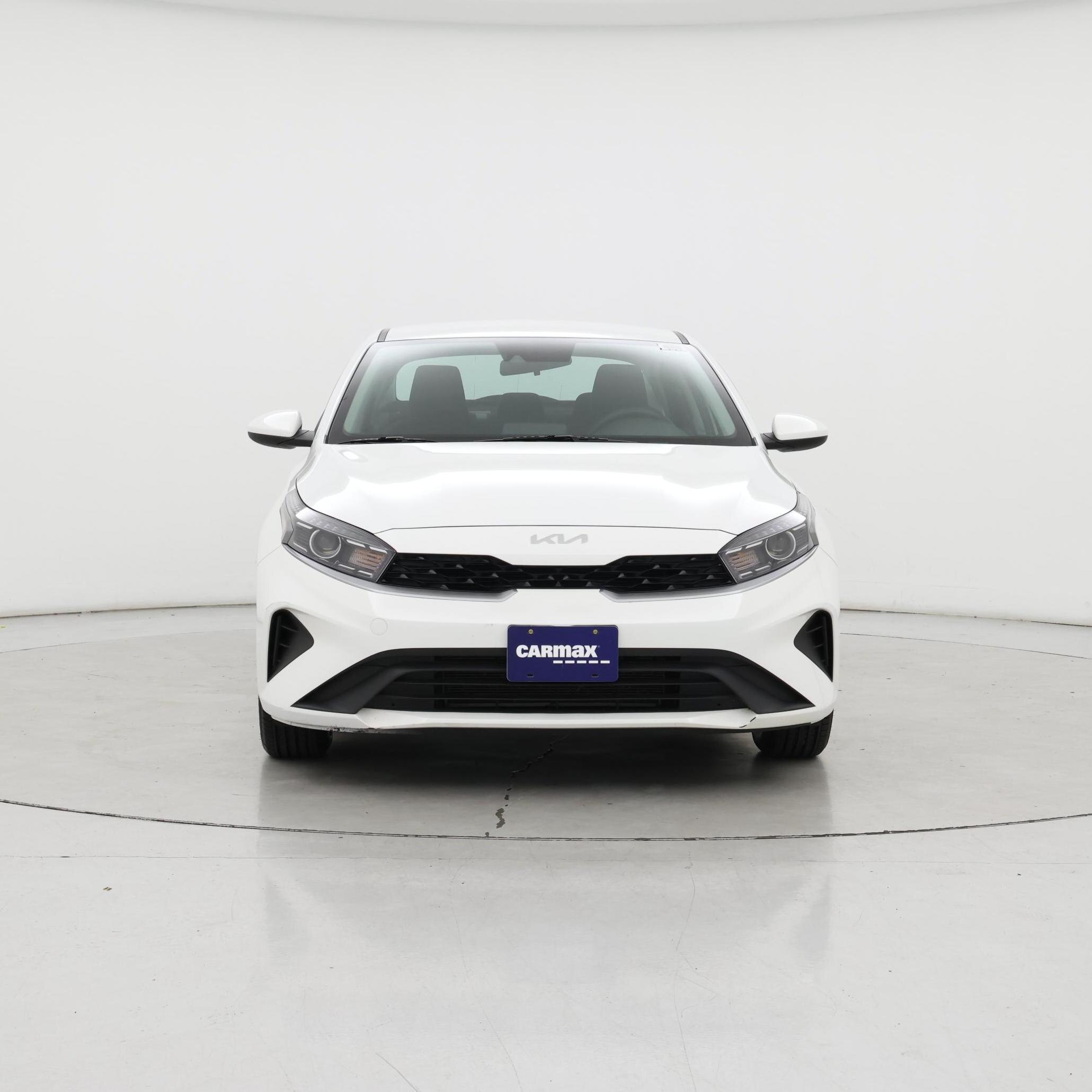 Thumbnail: 2023 Kia Forte - 5