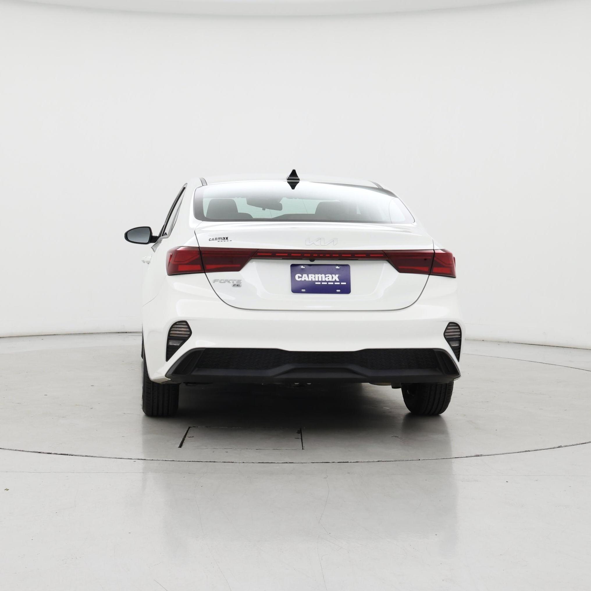 Thumbnail: 2023 Kia Forte - 6