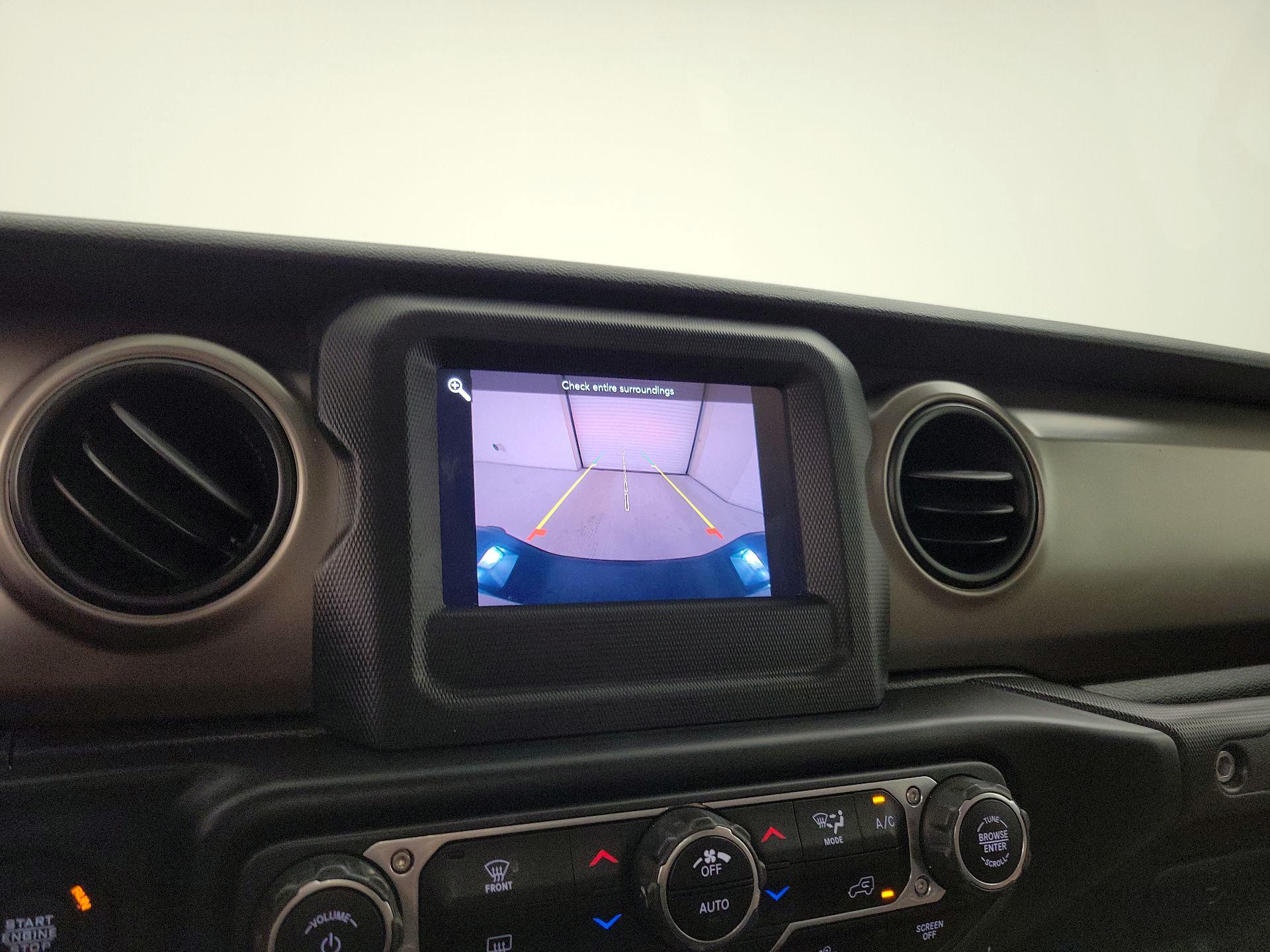Thumbnail: 2020 Jeep Gladiator - 14
