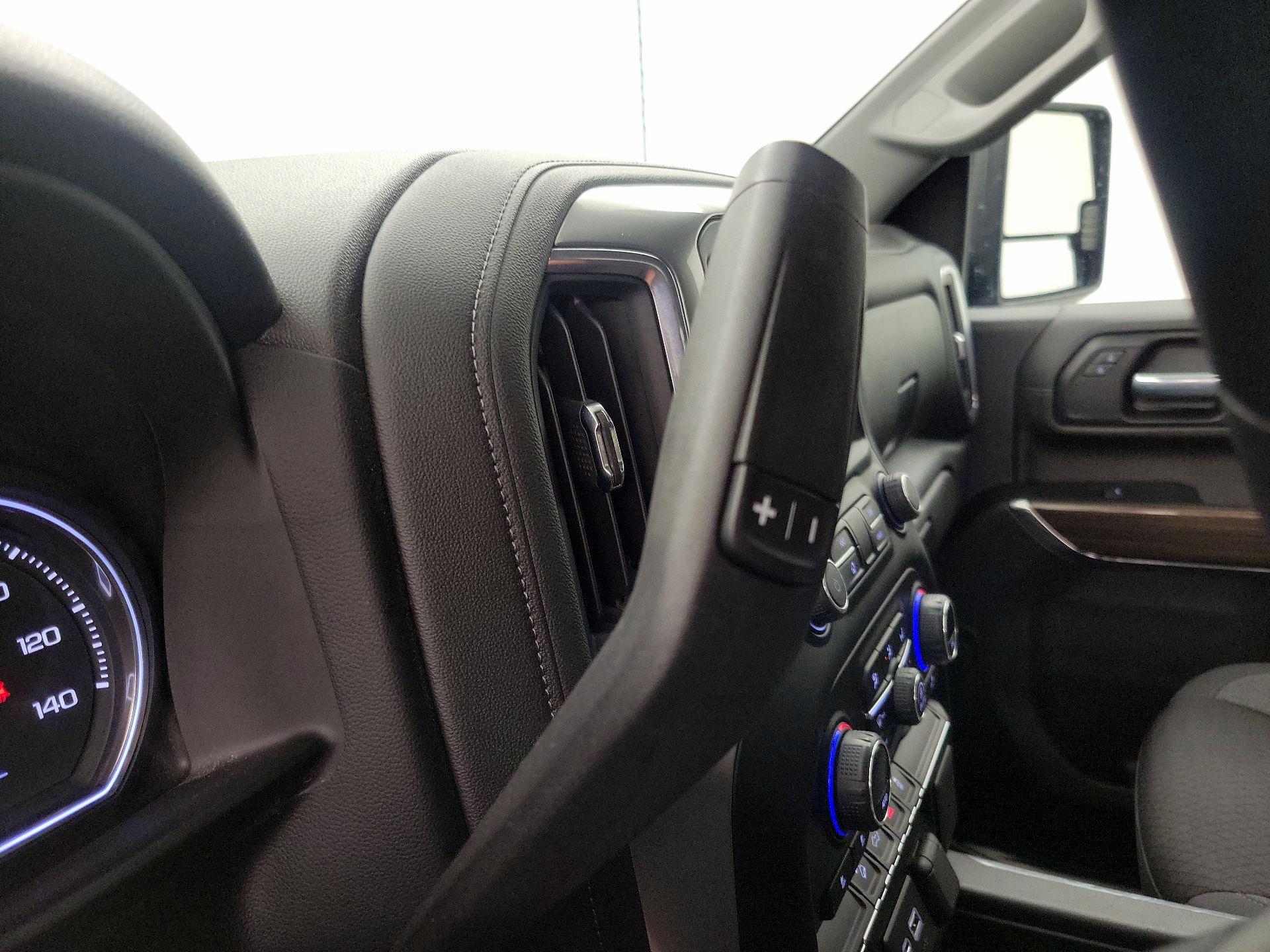 Thumbnail: 2022 Chevrolet Silverado 2500 - 17