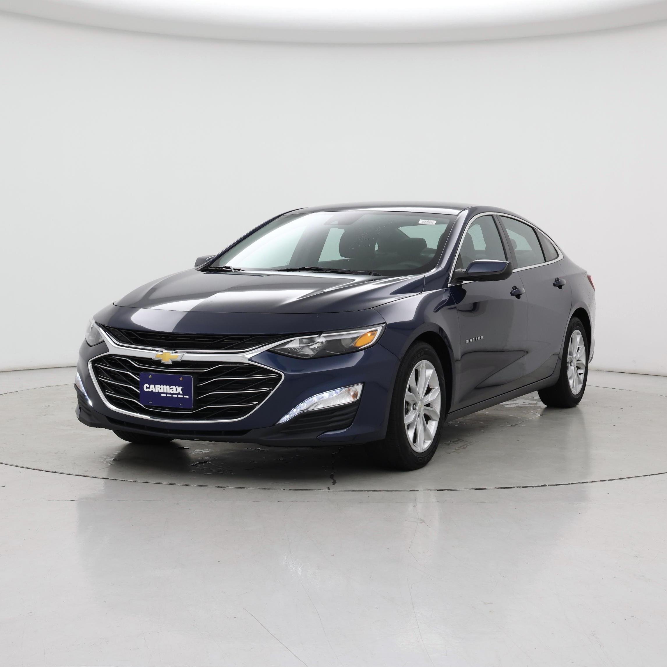 Thumbnail: 2020 Chevrolet Malibu - 4