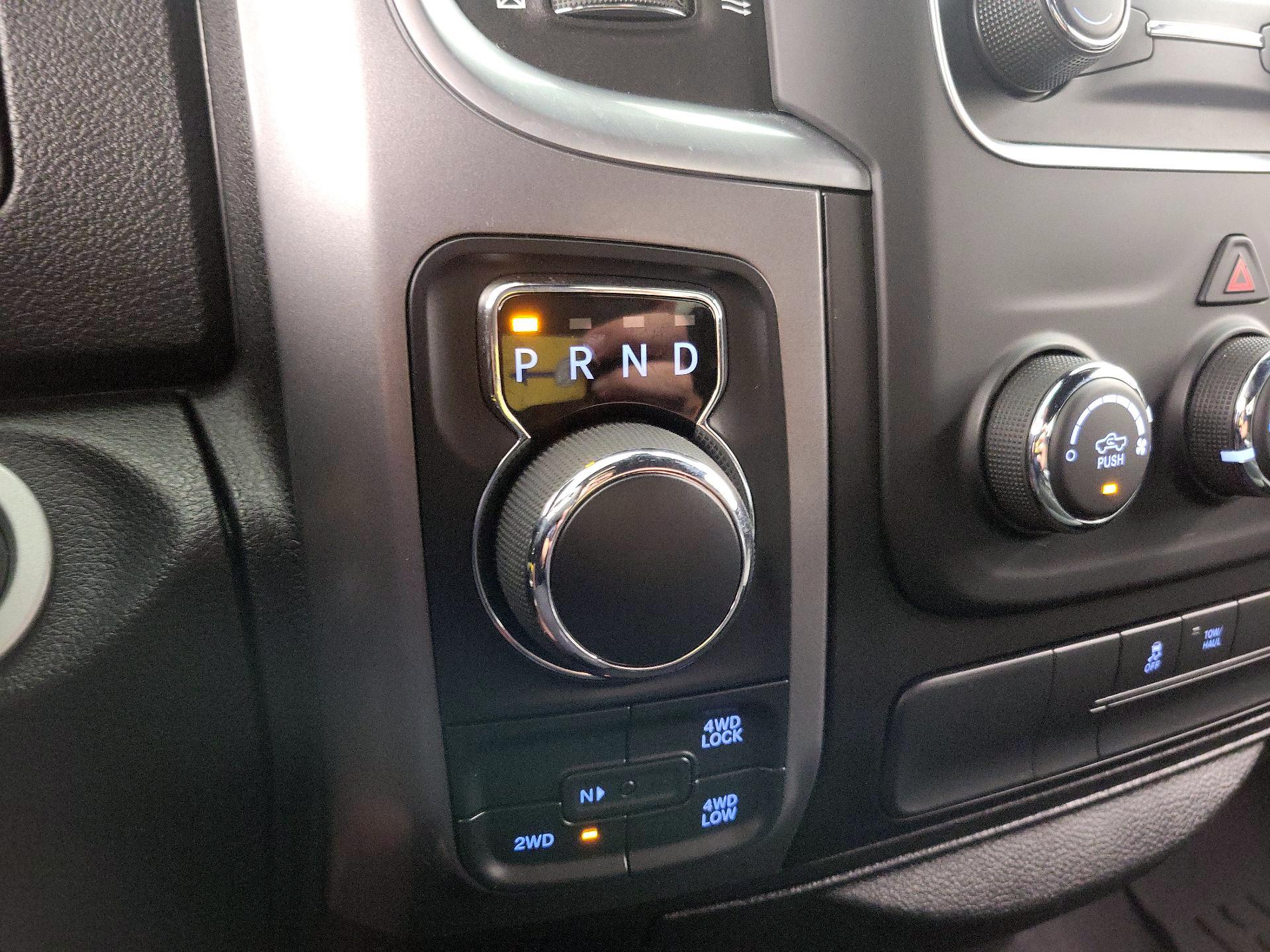 Thumbnail: 2022 RAM 1500 Classic - 17
