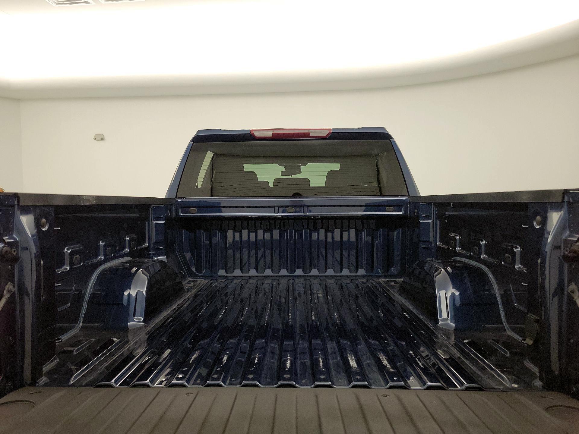 Thumbnail: 2023 Chevrolet Silverado 1500 - 20