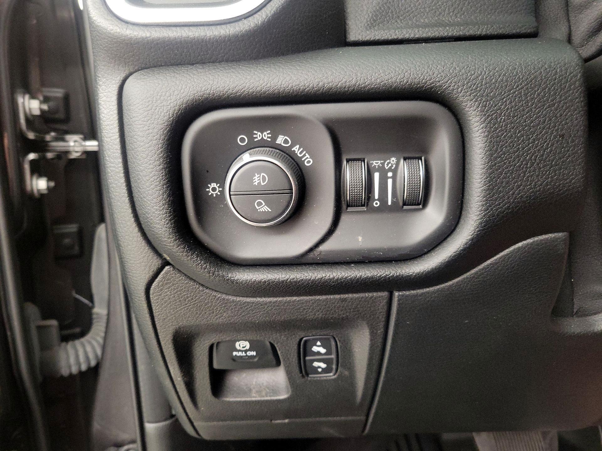 Thumbnail: 2022 RAM 1500 - 13