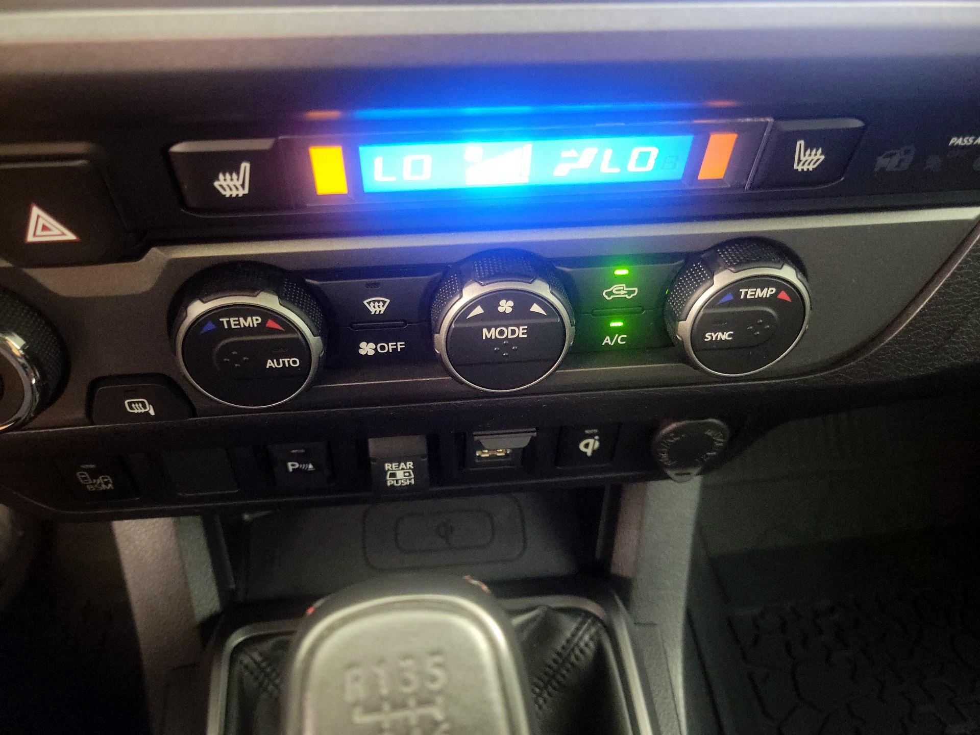 Thumbnail: 2021 Toyota Tacoma - 17