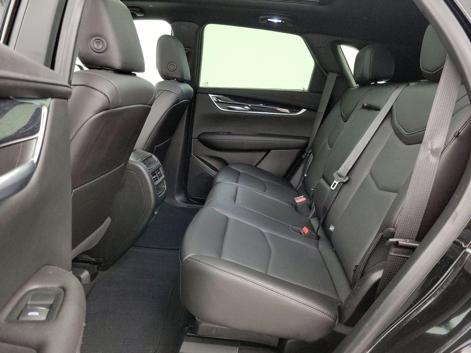 Thumbnail: 2022 Cadillac XT5 - 20