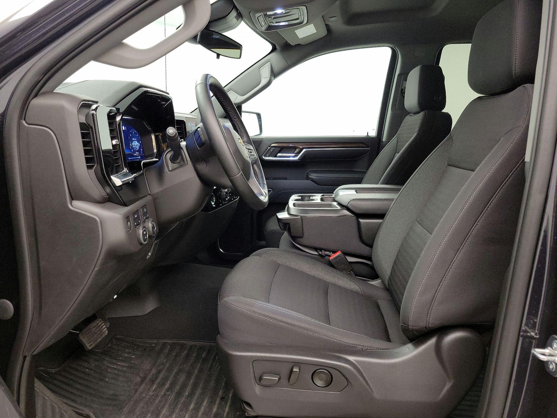 Thumbnail: 2023 Chevrolet Silverado 1500 - 11