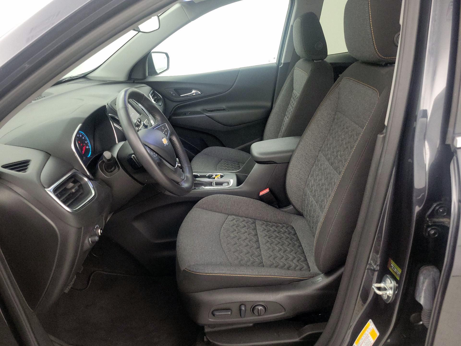 Thumbnail: 2022 Chevrolet Equinox - 11