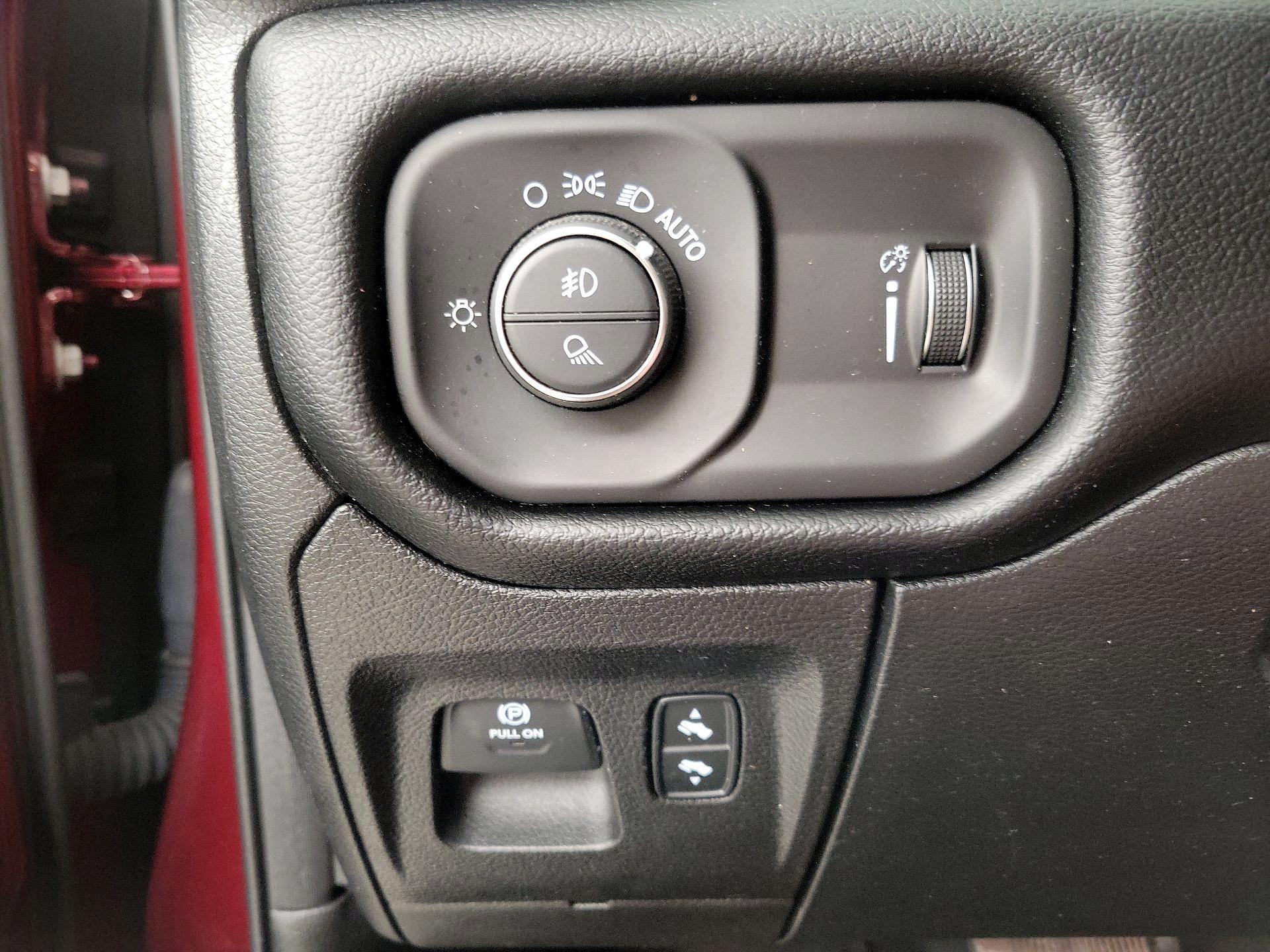 Thumbnail: 2020 RAM 1500 - 13