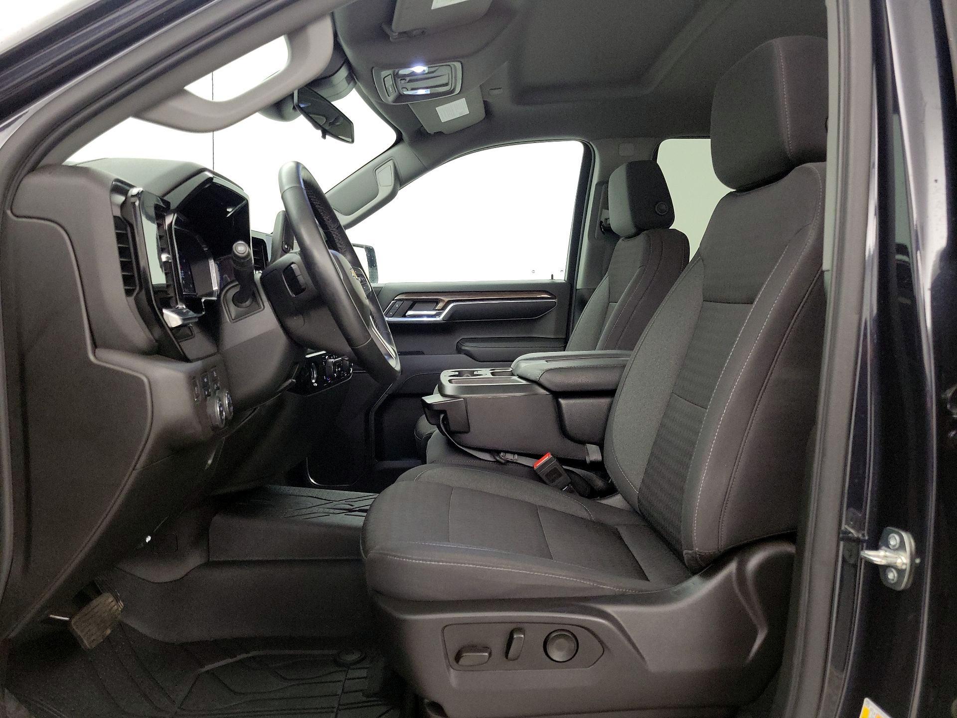 Thumbnail: 2023 Chevrolet Silverado 1500 - 11