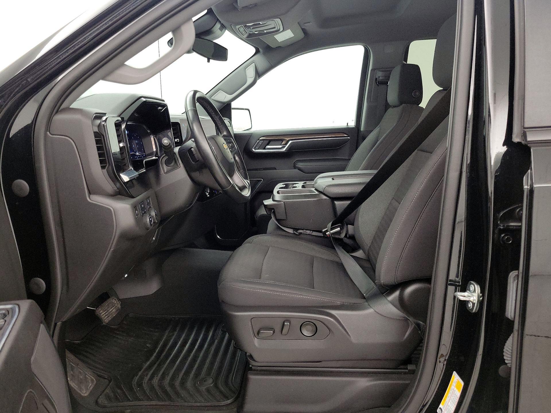 Thumbnail: 2023 Chevrolet Silverado 1500 - 11