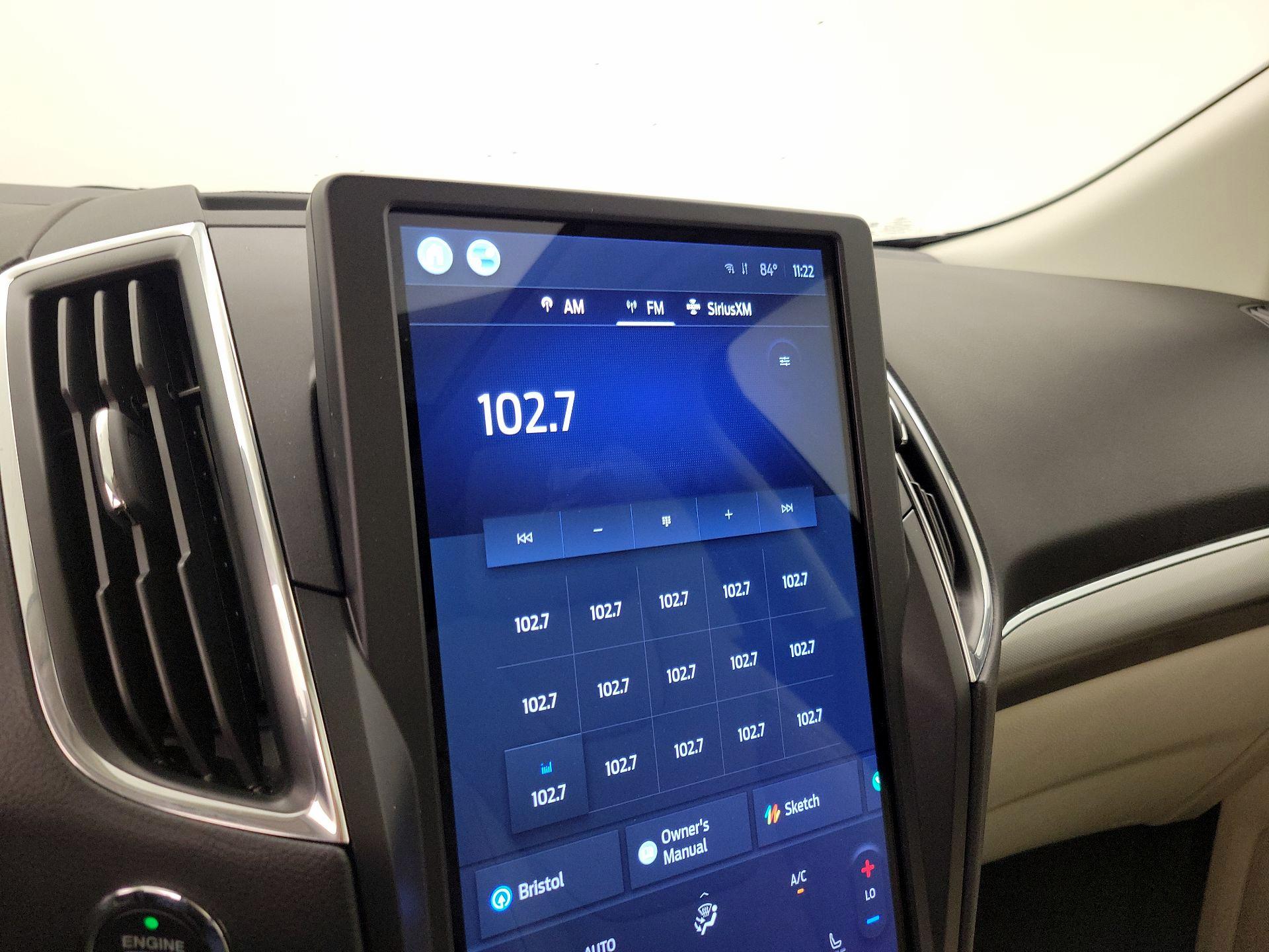 Thumbnail: 2022 Ford Edge - 16