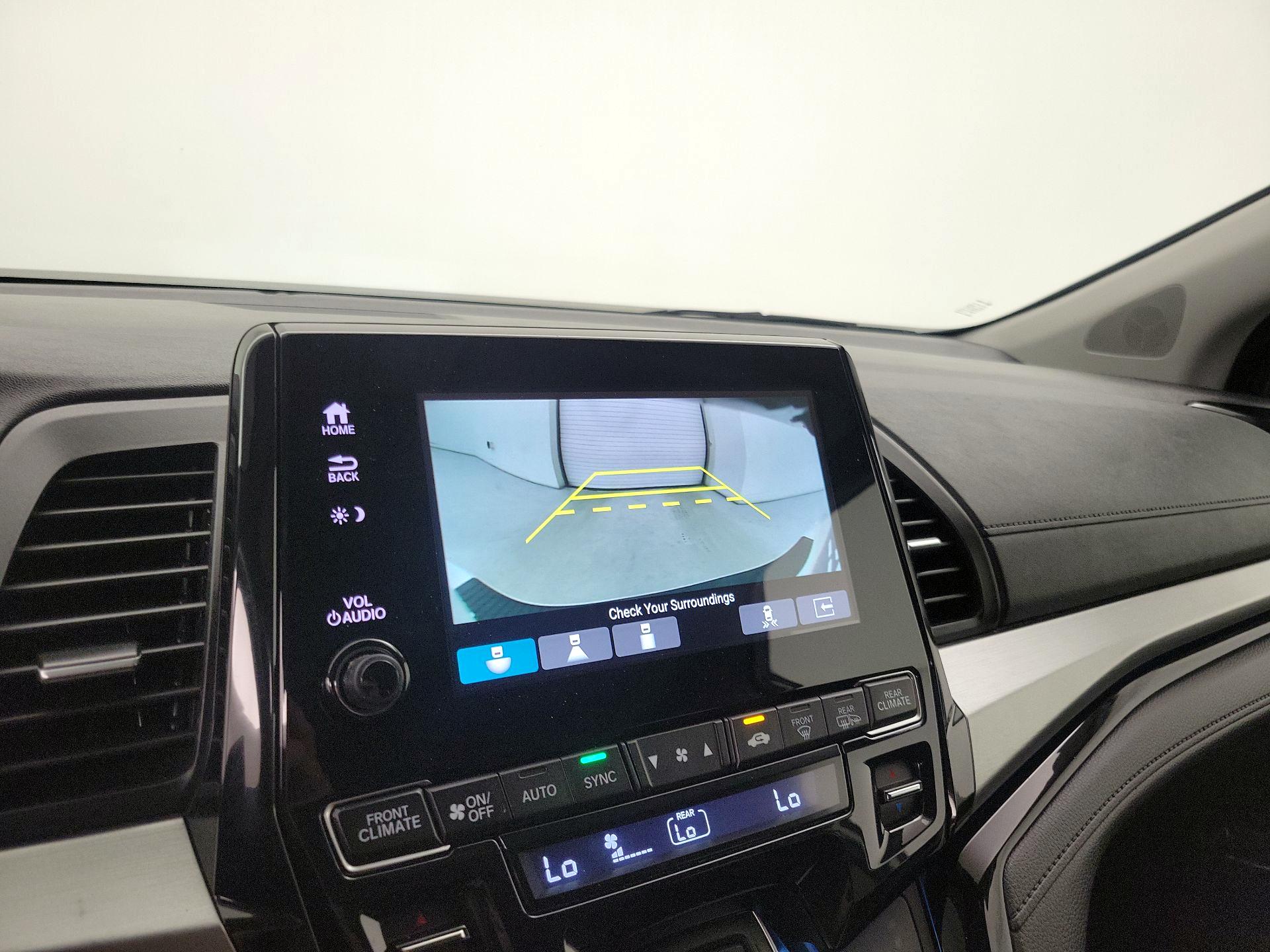 Thumbnail: 2021 Honda Odyssey - 14