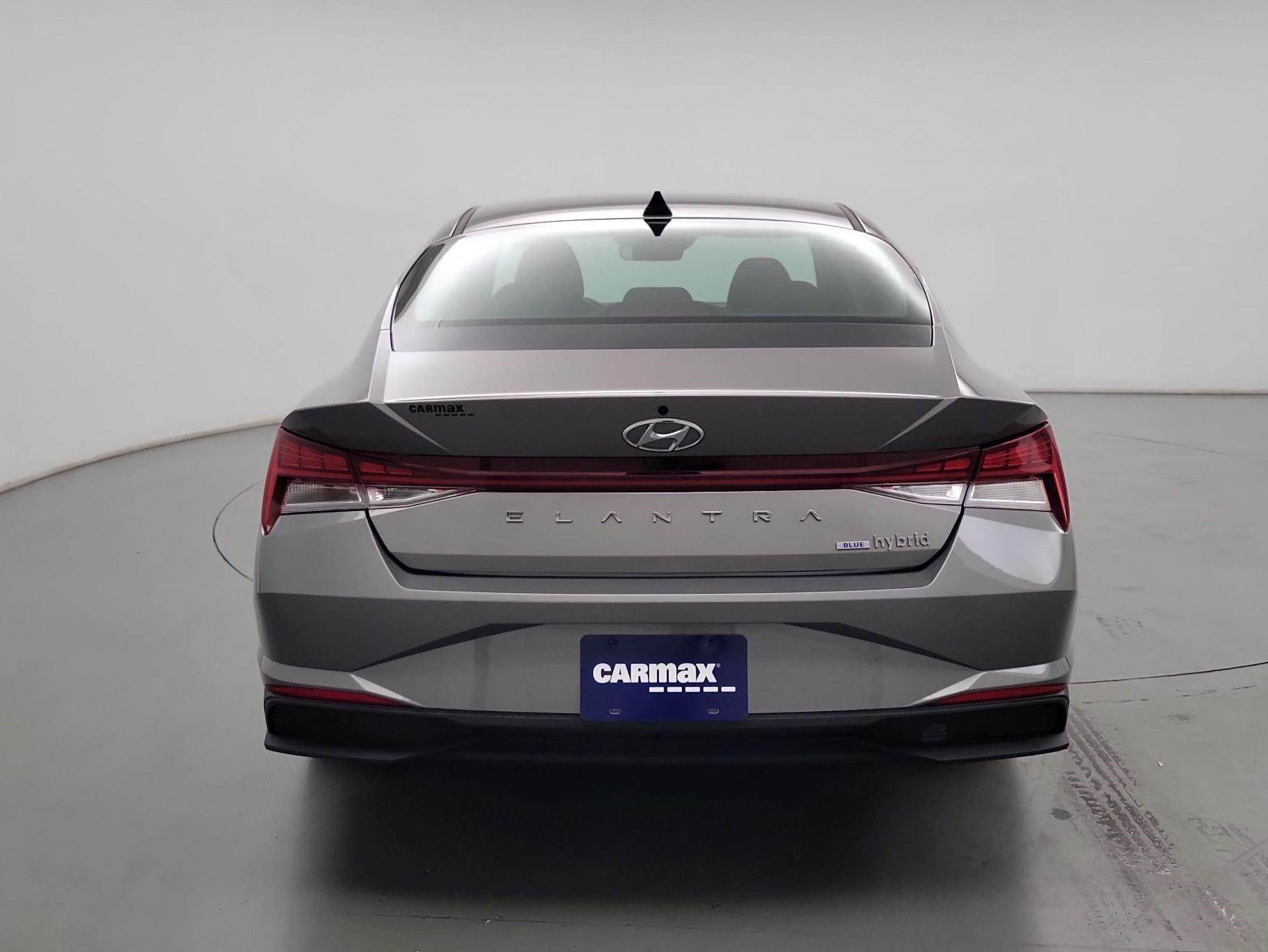 Thumbnail: 2022 Hyundai Elantra - 6
