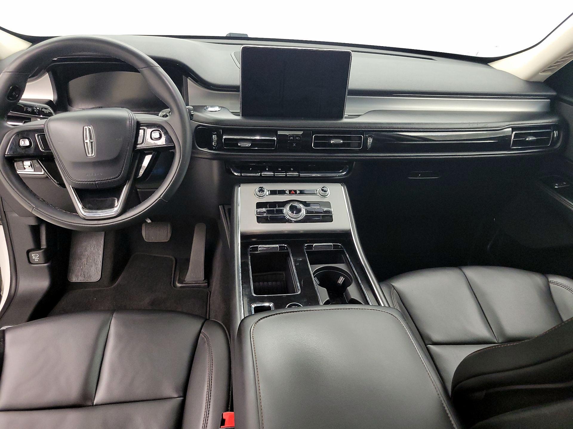 Thumbnail: 2022 Lincoln Aviator - 9