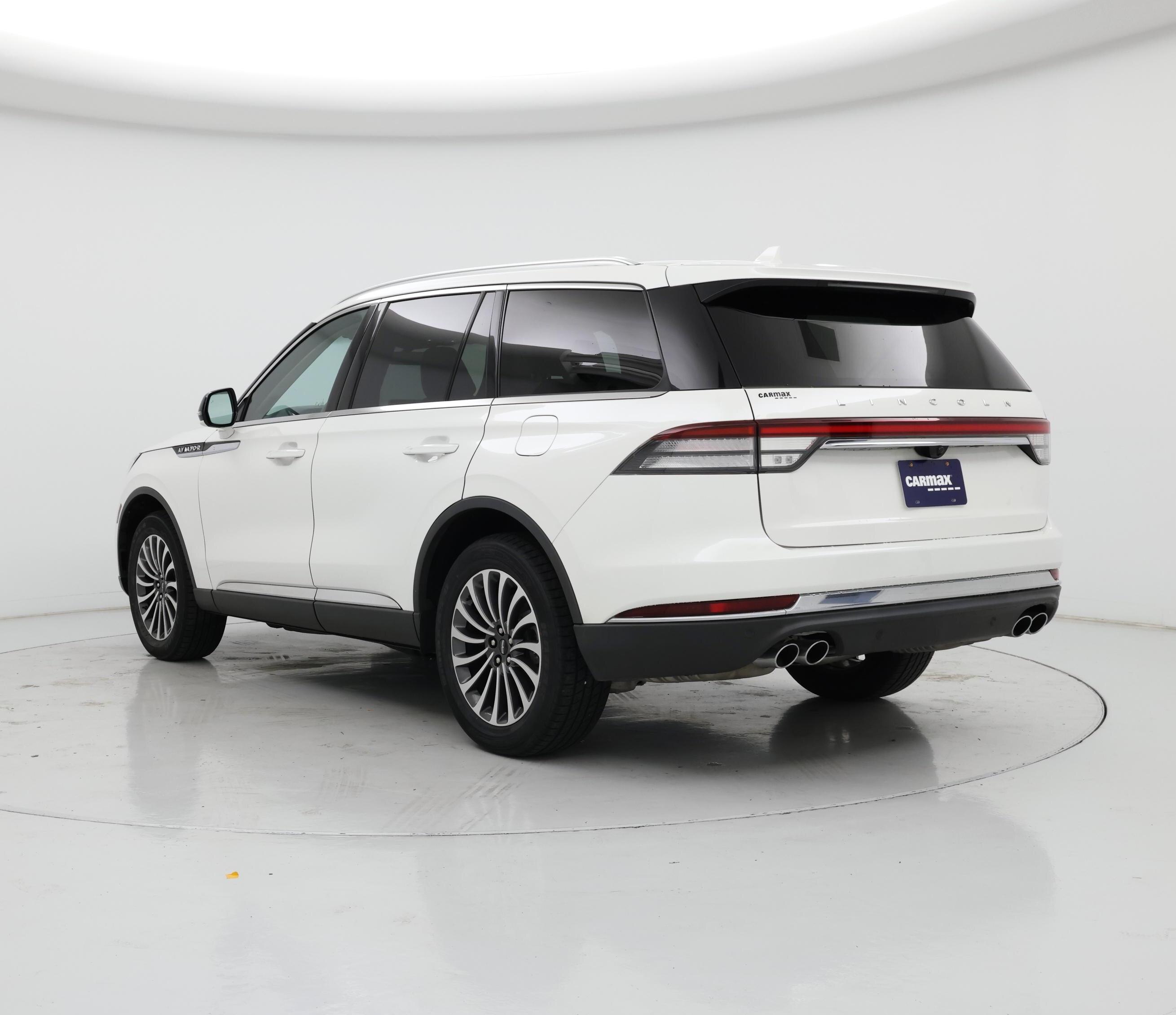 Thumbnail: 2022 Lincoln Aviator - 2