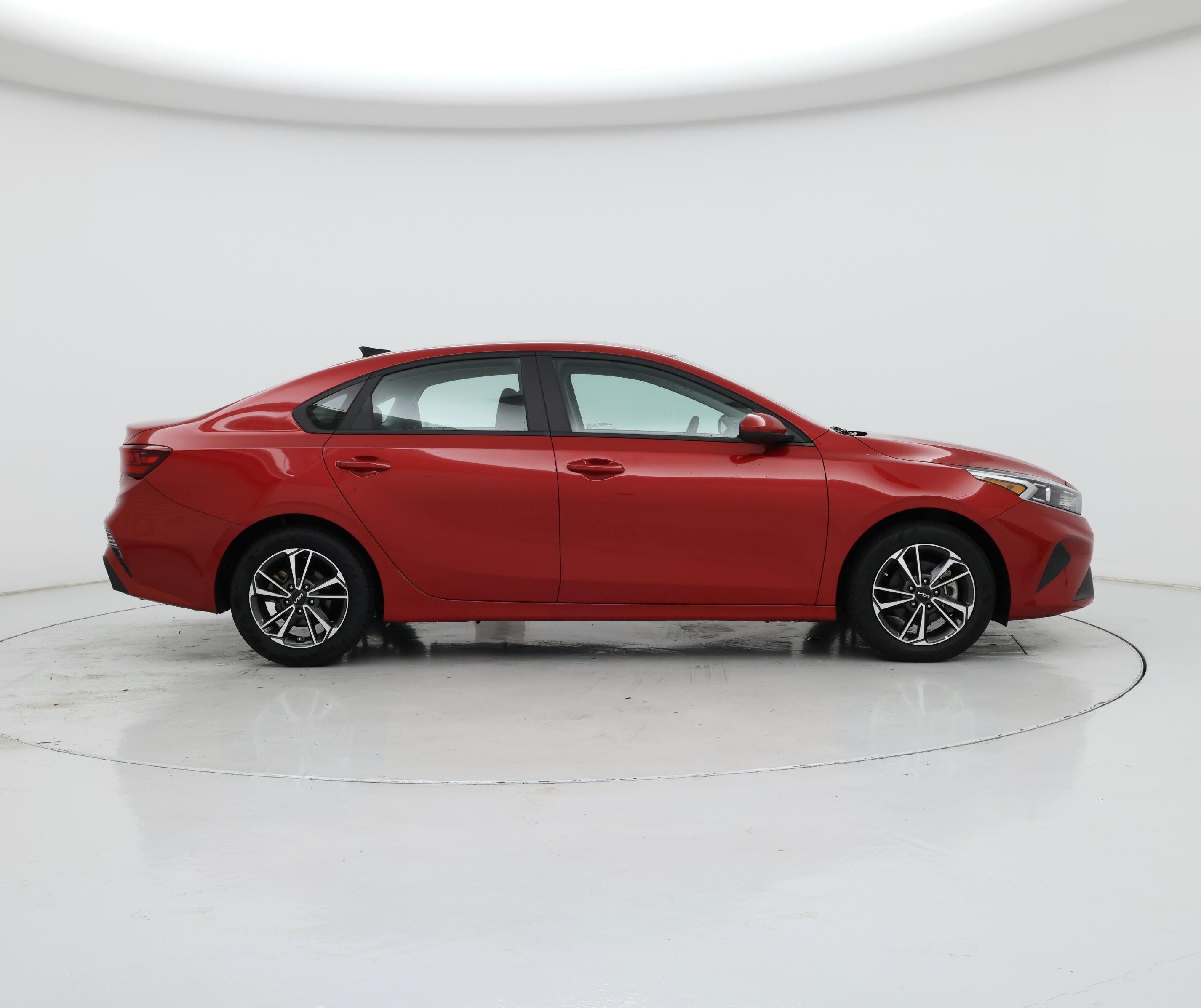 Thumbnail: 2022 Kia Forte - 7