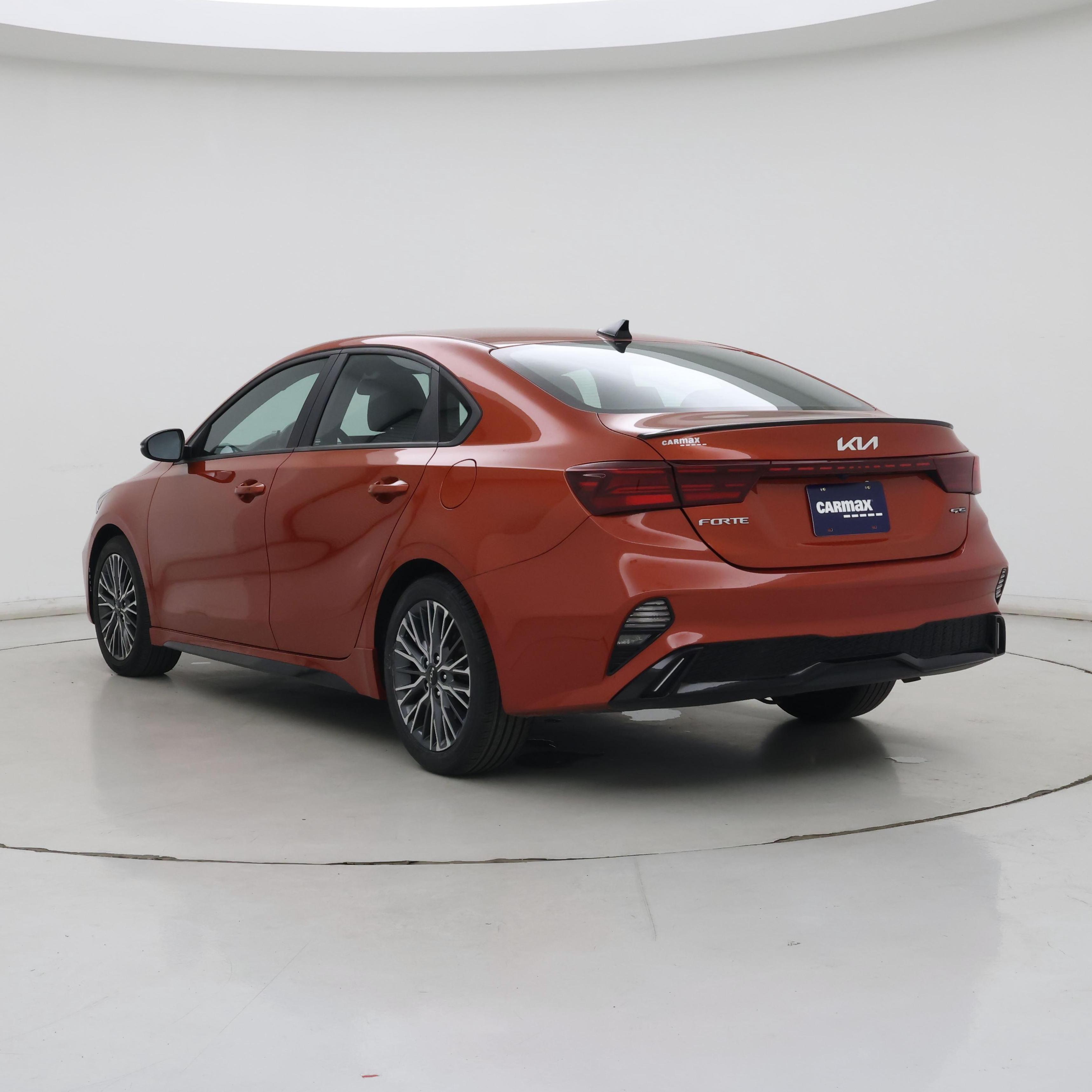 Thumbnail: 2022 Kia Forte - 2