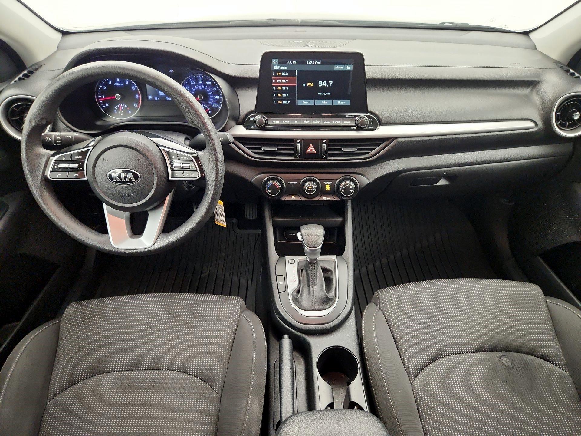 Thumbnail: 2020 Kia Forte - 9
